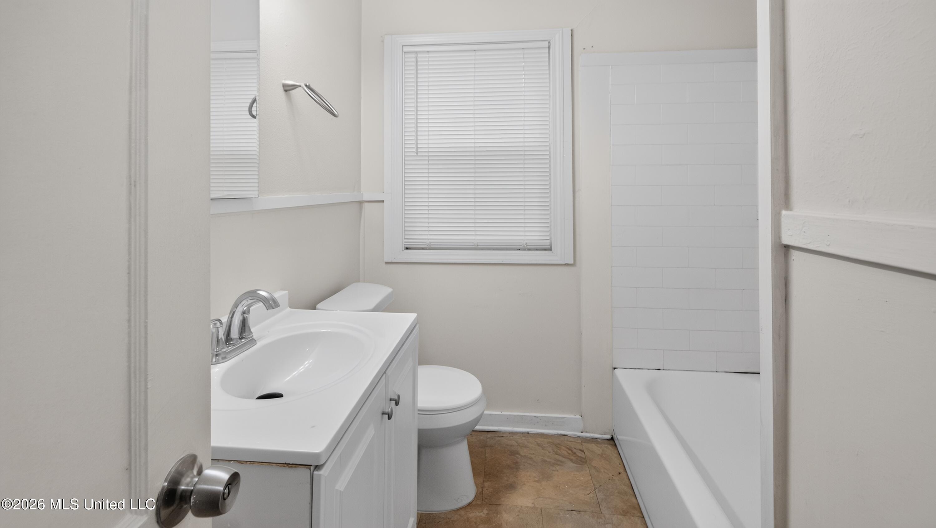 609 Launcelot Road Property Photo 25