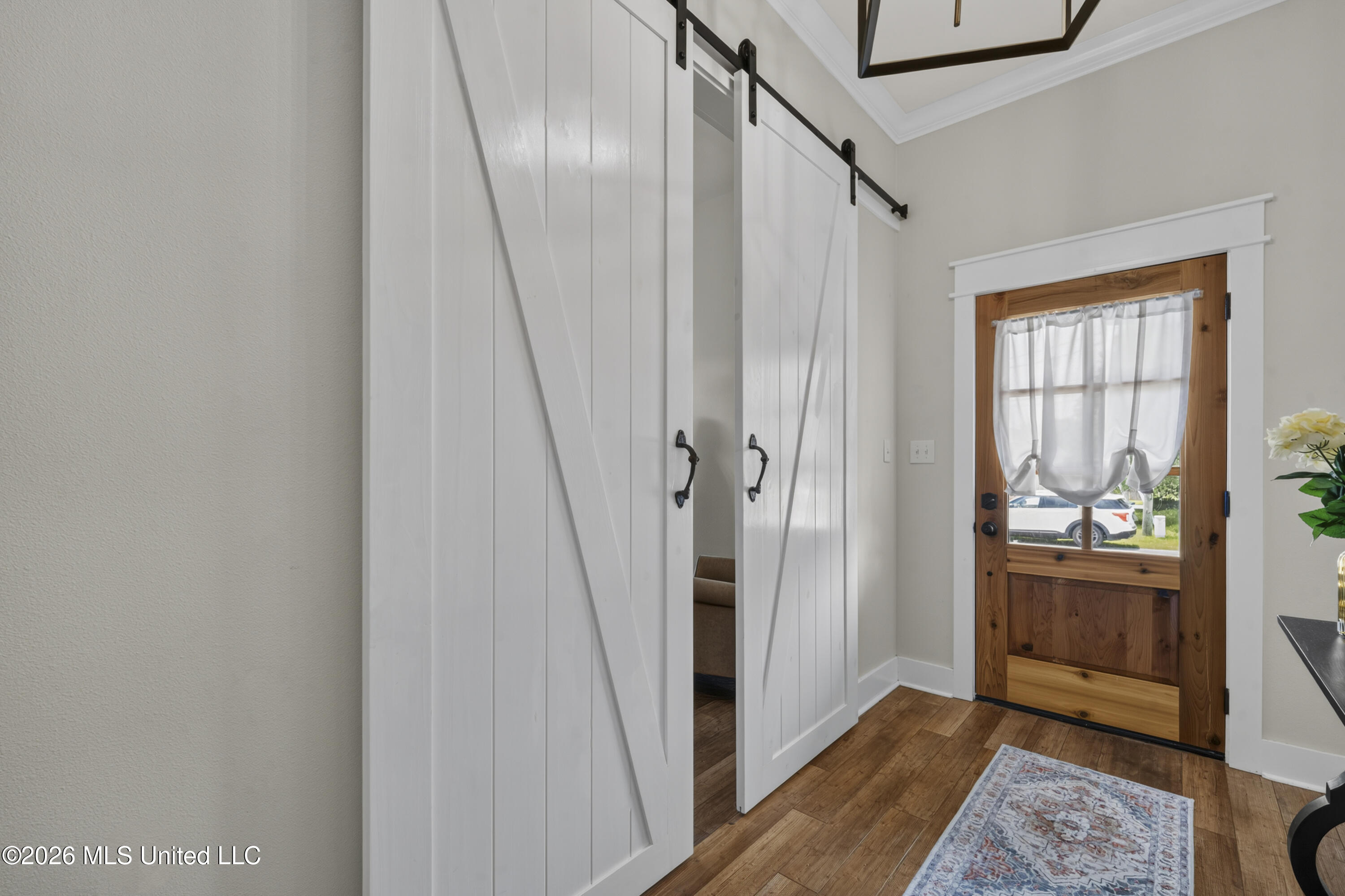 114 Elva Drive Property Photo 3