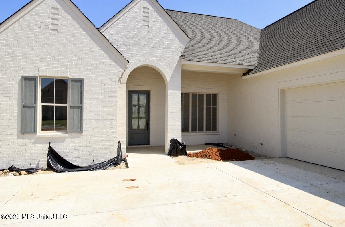 392 Aurora Circle Property Photo 2