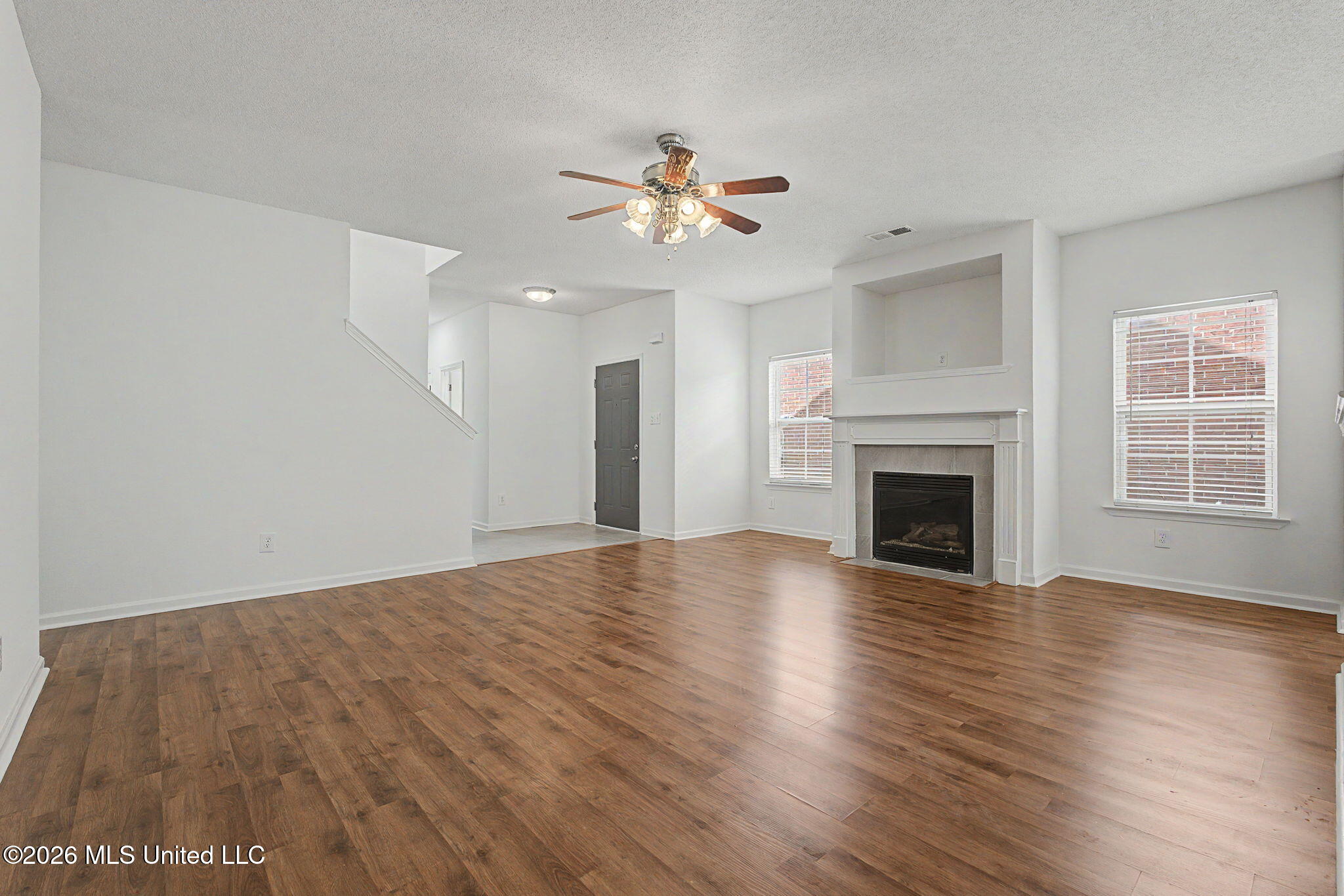 9903 White Poplar Drive Property Photo 14
