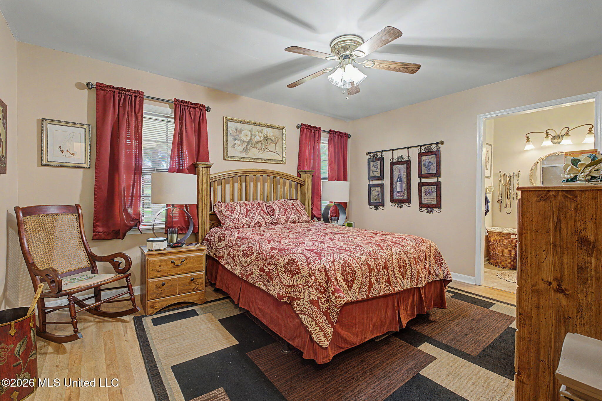 7695 Hummingbird Drive Property Photo 15