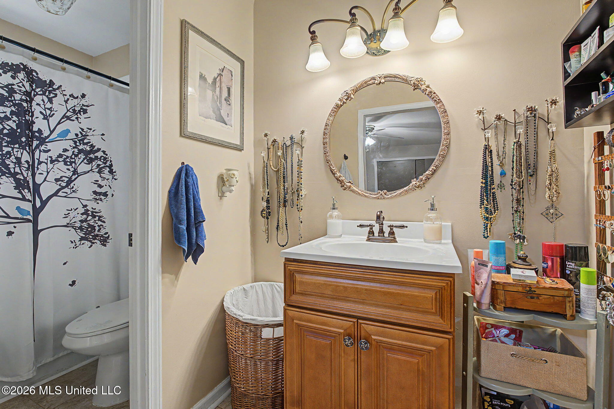 7695 Hummingbird Drive Property Photo 17