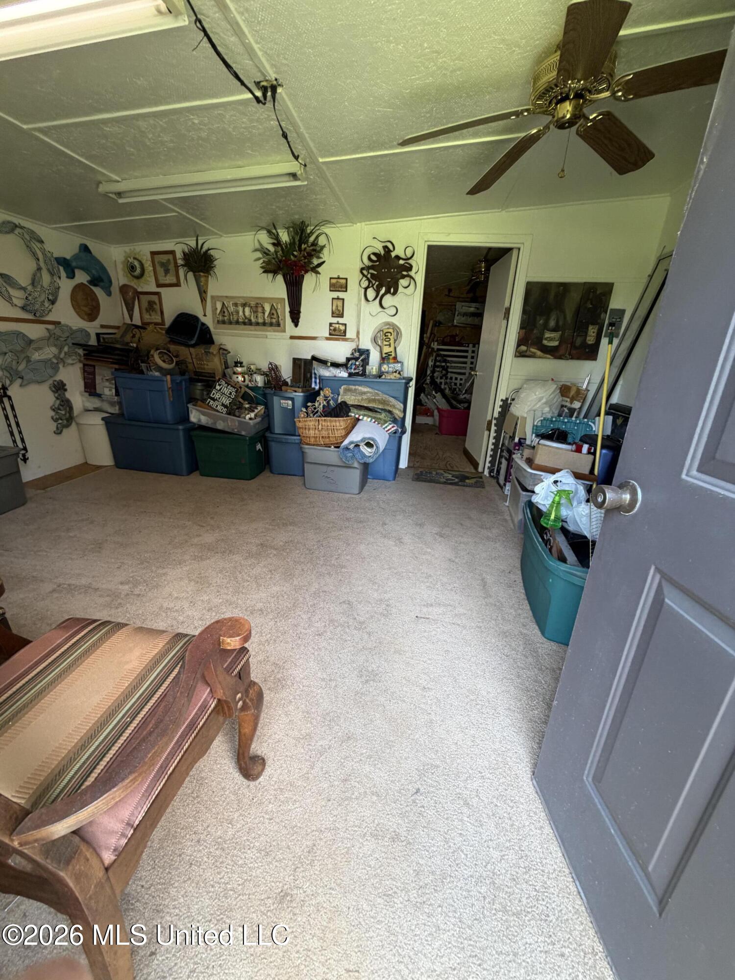 7695 Hummingbird Drive Property Photo 29