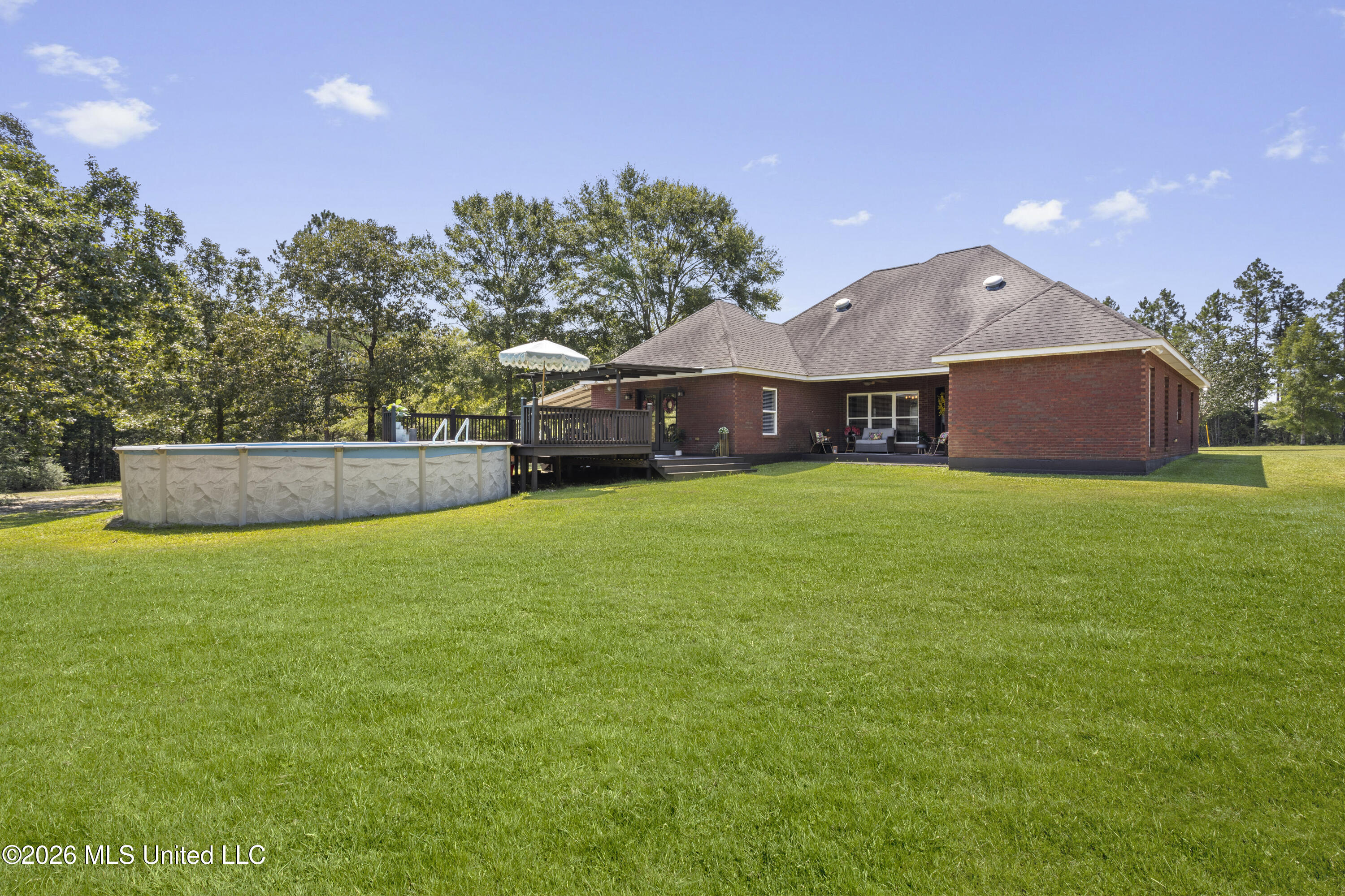 22720 Old River Road Property Photo 40