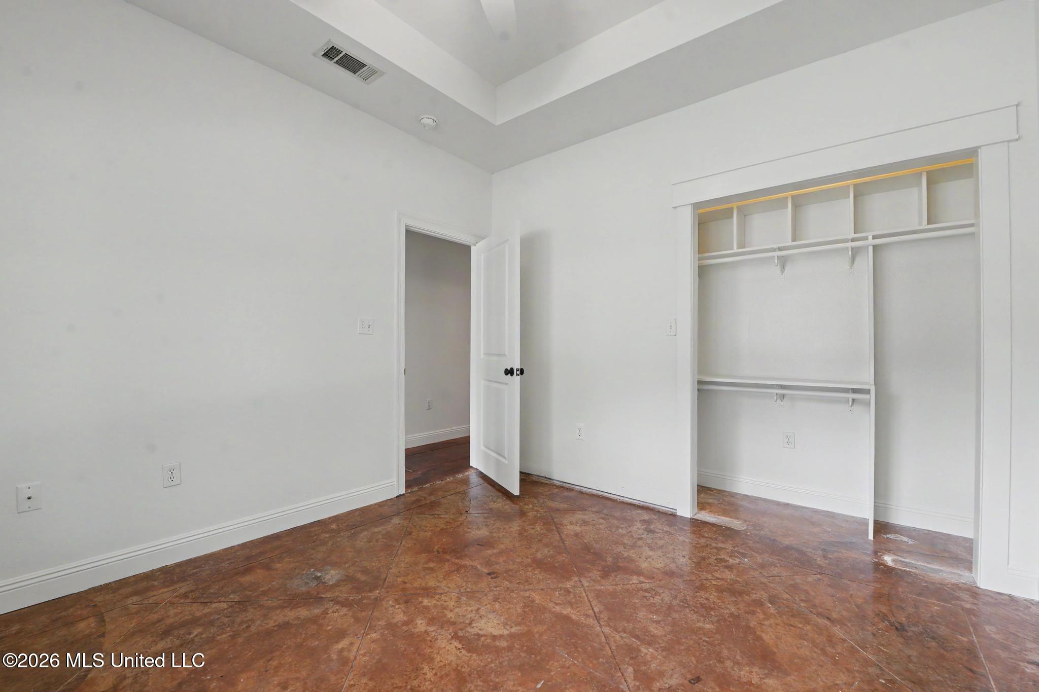 246 Pine Driveway Property Photo 27