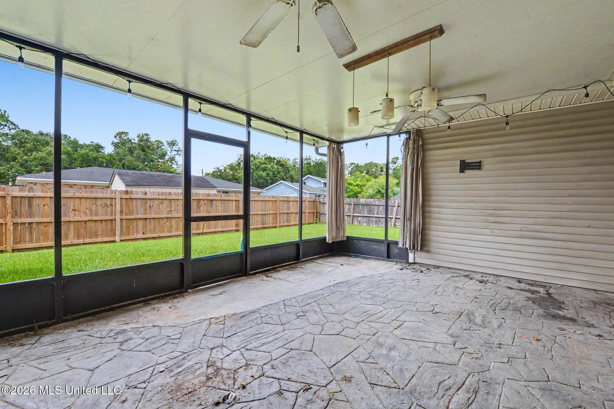246 Pine Driveway Property Photo 31