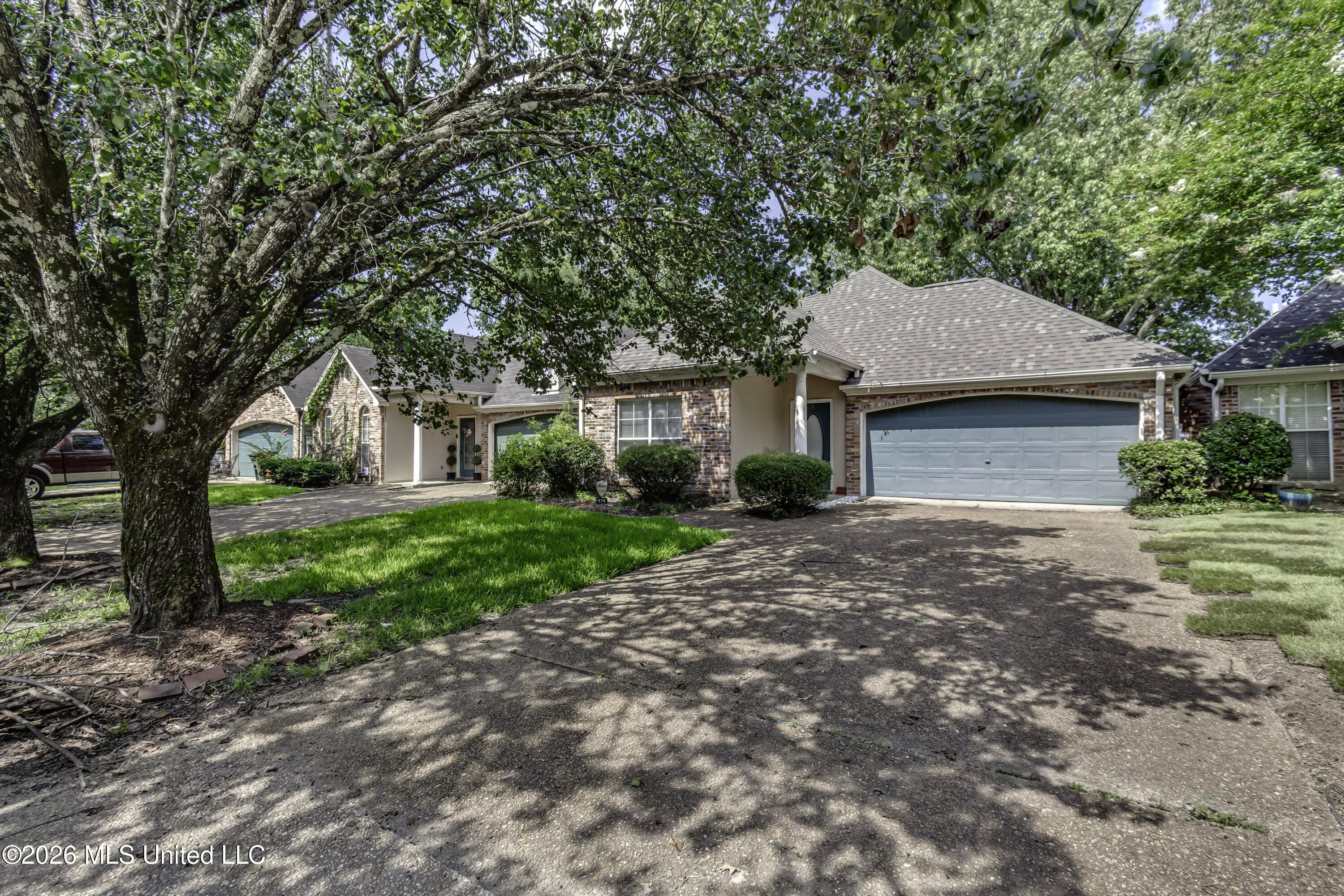 414 Friday Harbour Property Photo 3