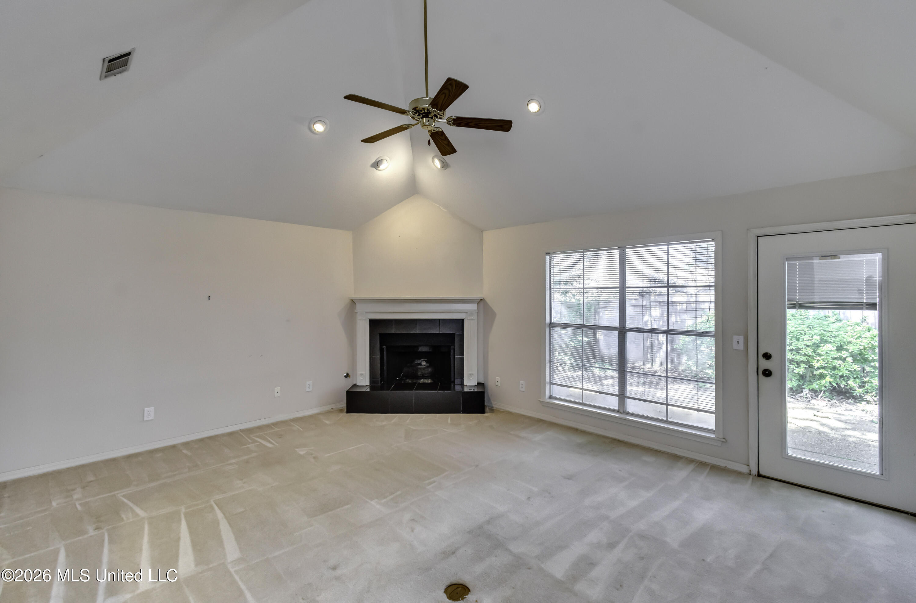 414 Friday Harbour Property Photo 22