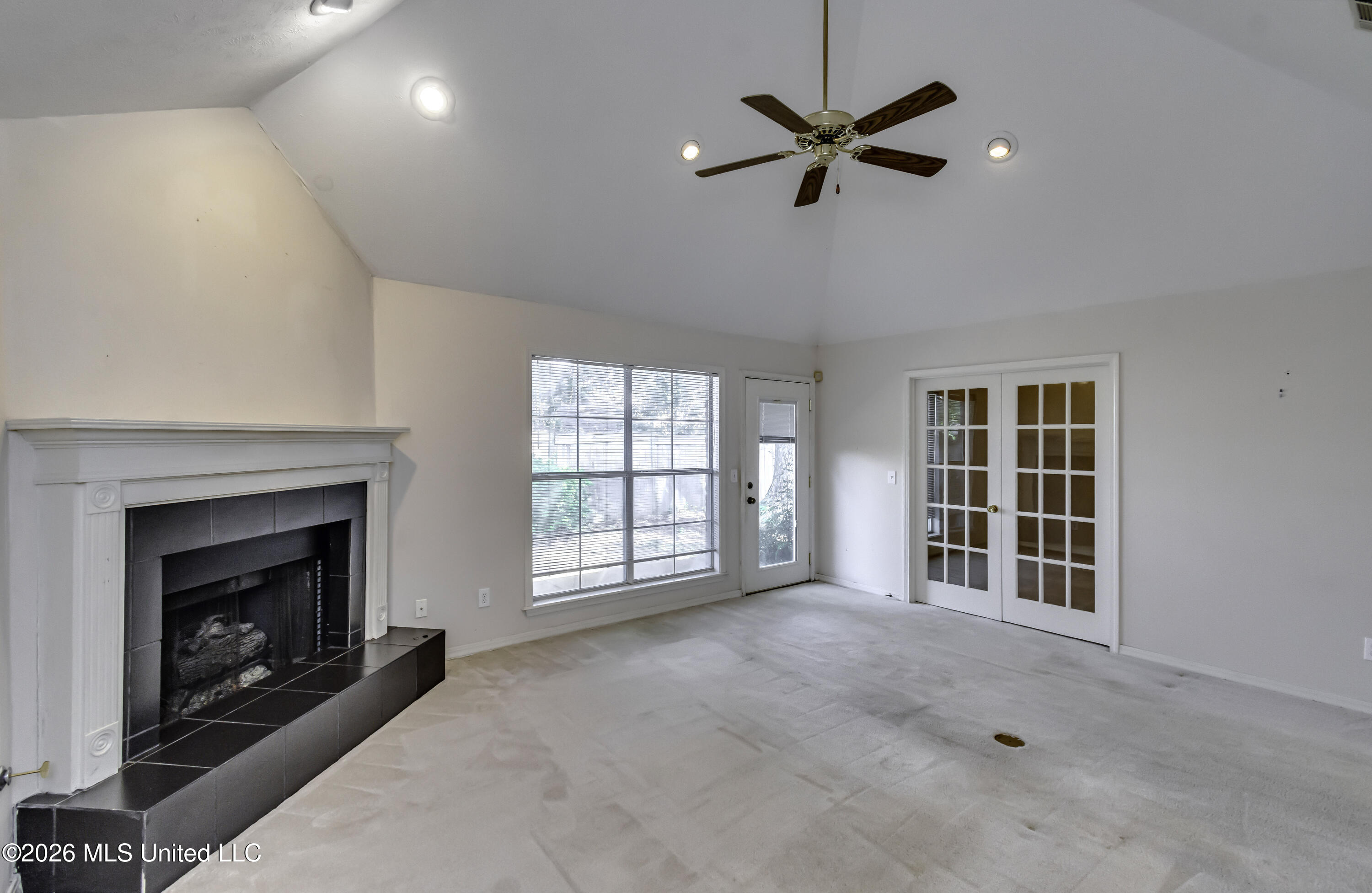 414 Friday Harbour Property Photo 25