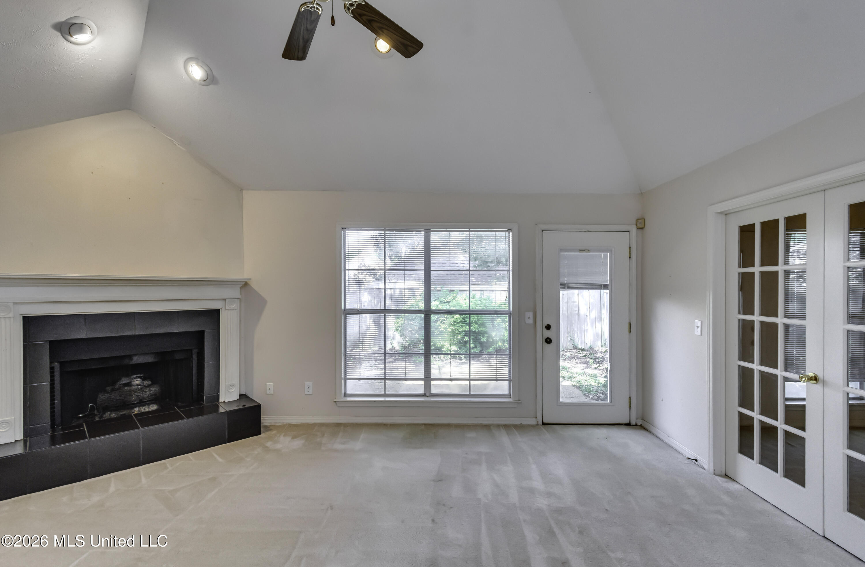 414 Friday Harbour Property Photo 26