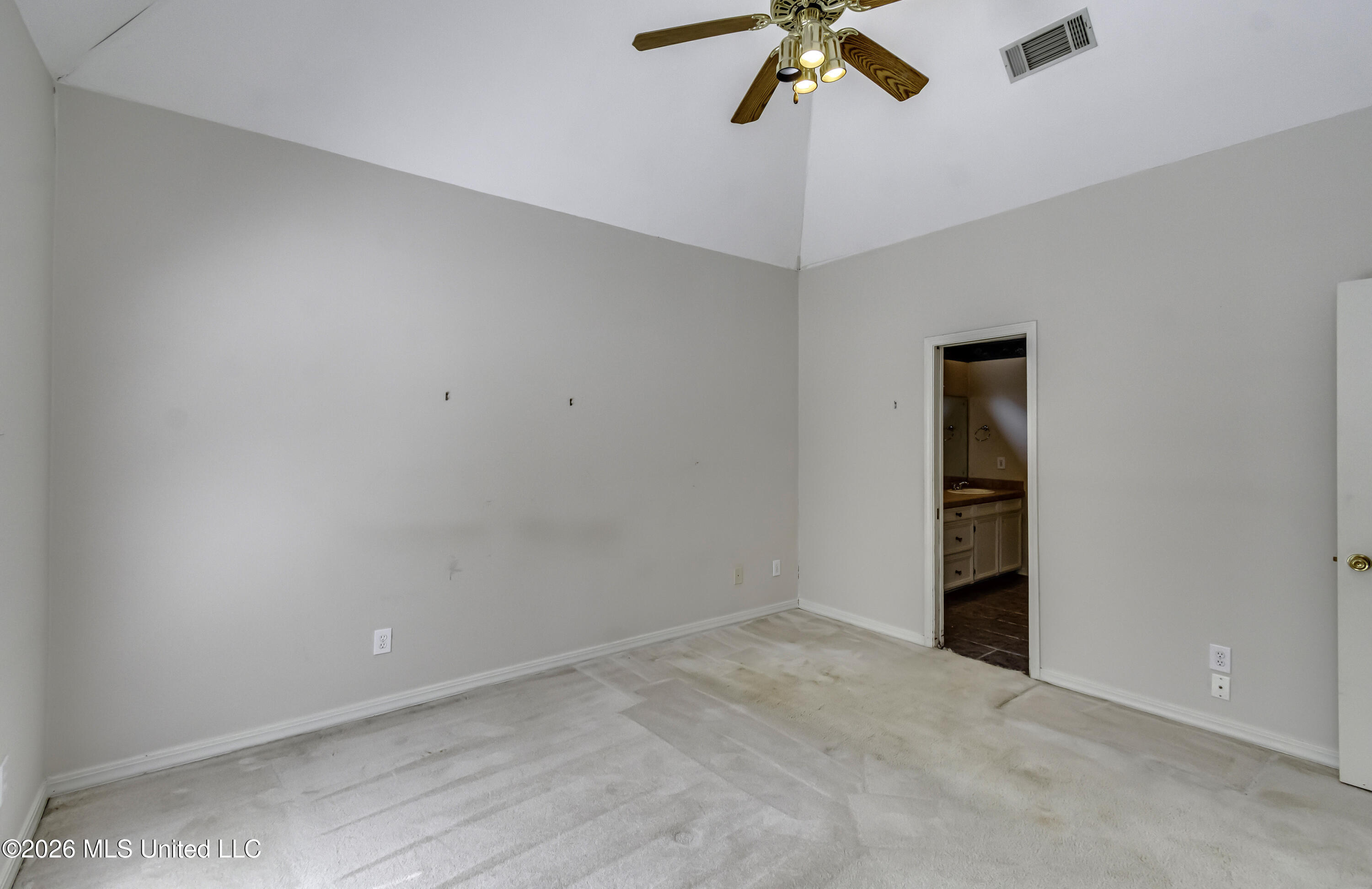 414 Friday Harbour Property Photo 37
