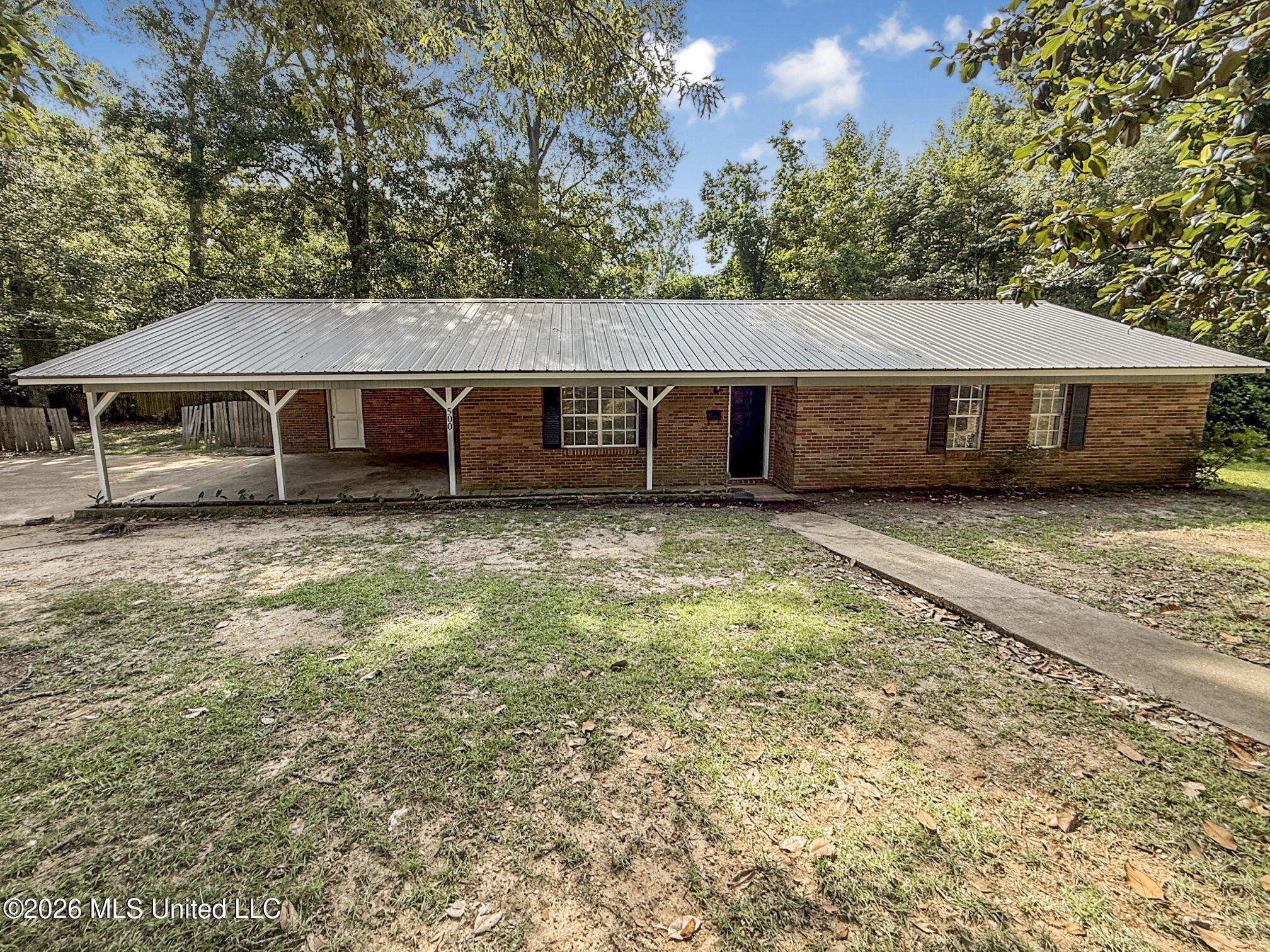 500 W Avenue Property Photo 1