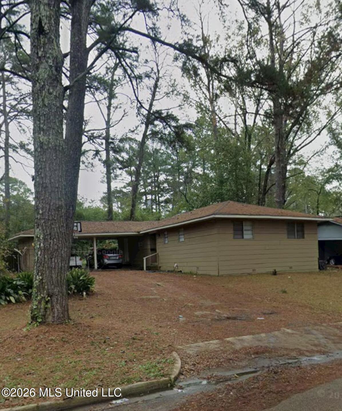 1910 Catalina Drive Property Photo 1