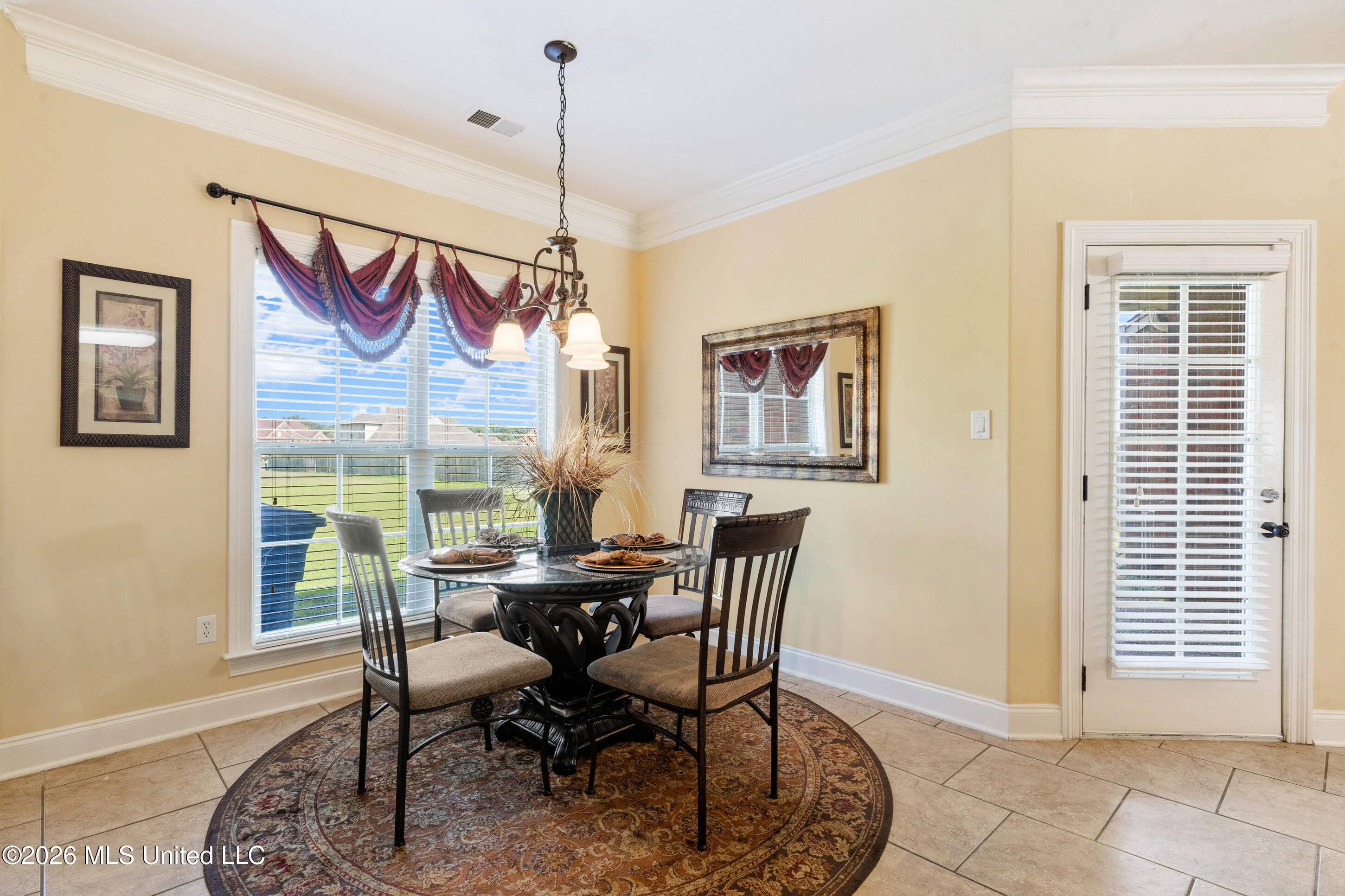 8061 Falcon Drive Property Photo 8