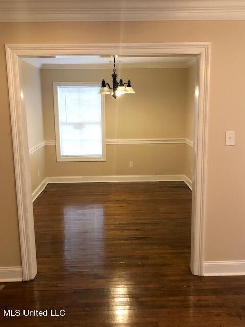 4825 Sheridan Drive Property Photo 2