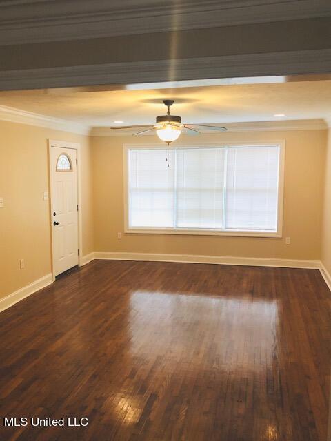 4825 Sheridan Drive Property Photo 6