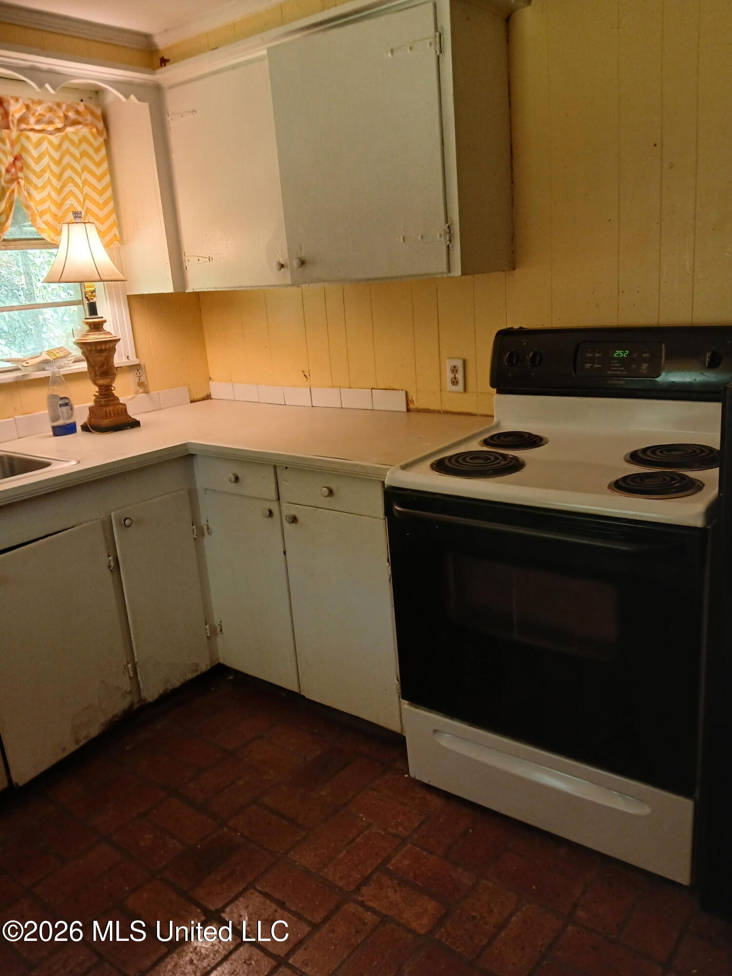 279 Saulters Road Property Photo 4