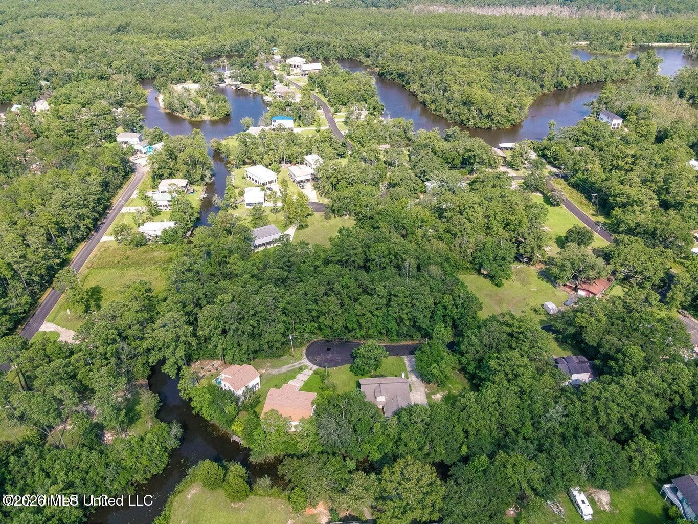 12216 Sandy Hook Lane Property Photo 3