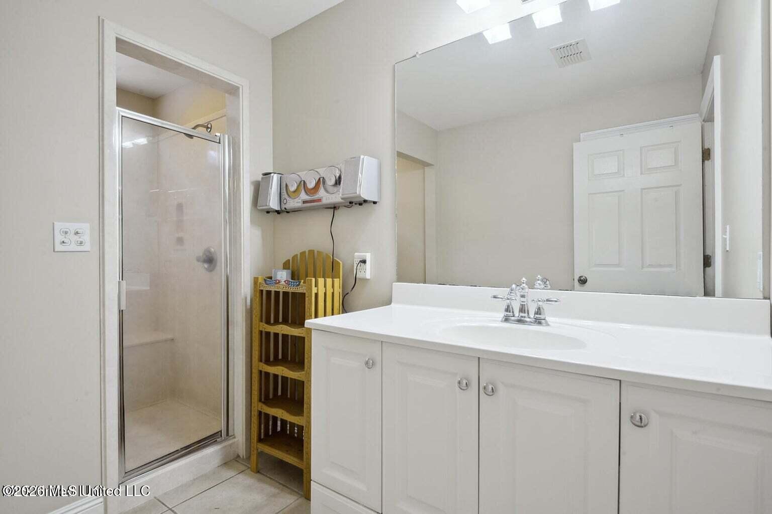 12216 Sandy Hook Lane Property Photo 15