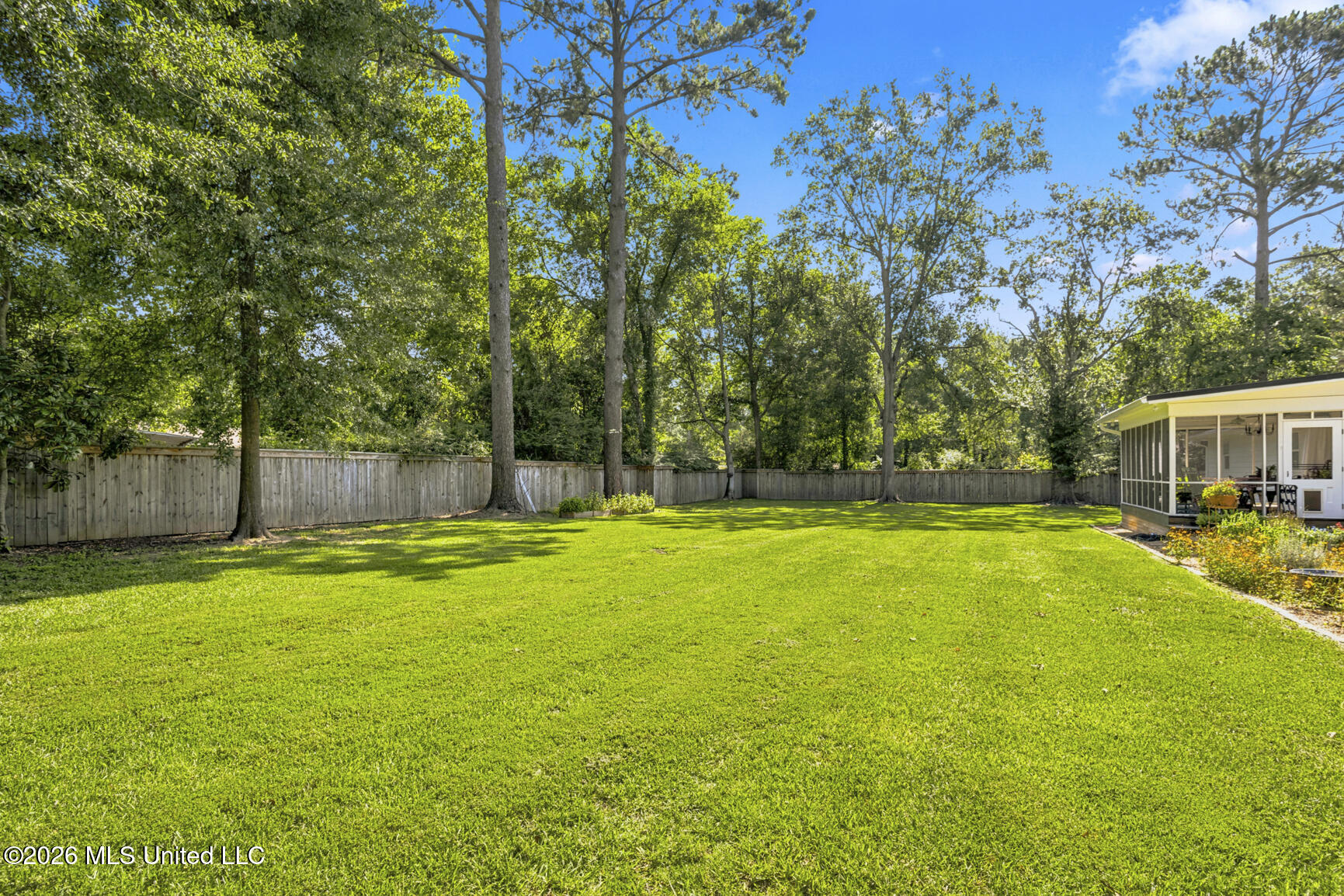 208 Saint Augustine Drive Property Photo 11