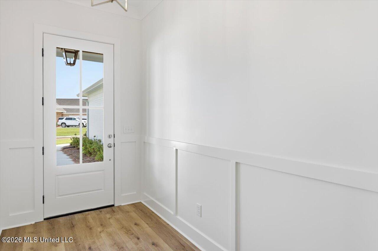 342 Oakville Circle Property Photo 4