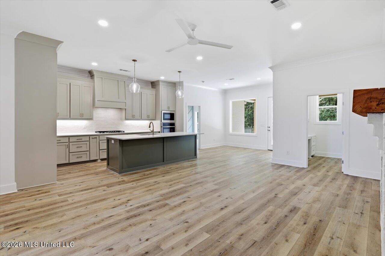 342 Oakville Circle Property Photo 5