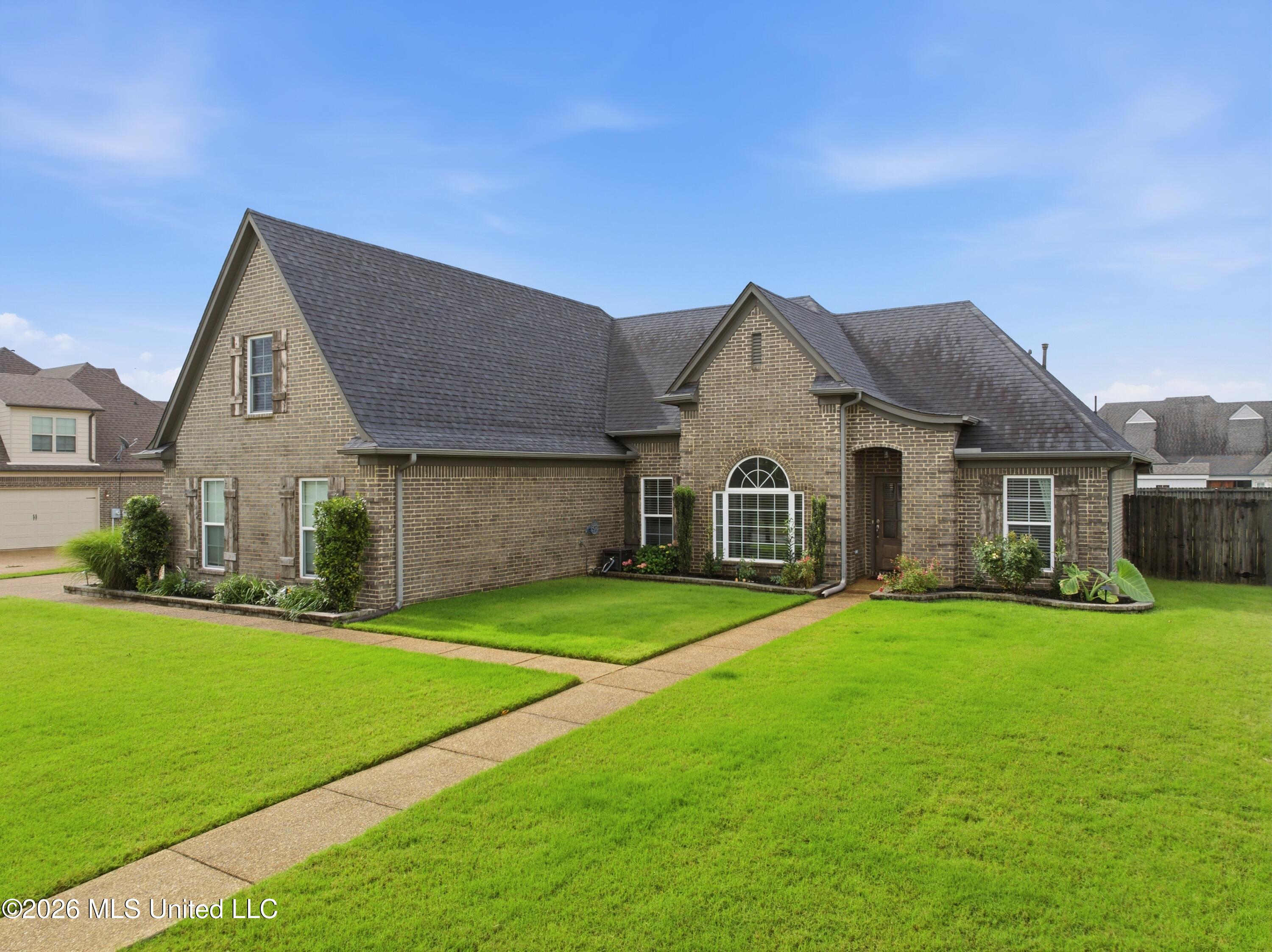5353 Keating Drive Property Photo 1