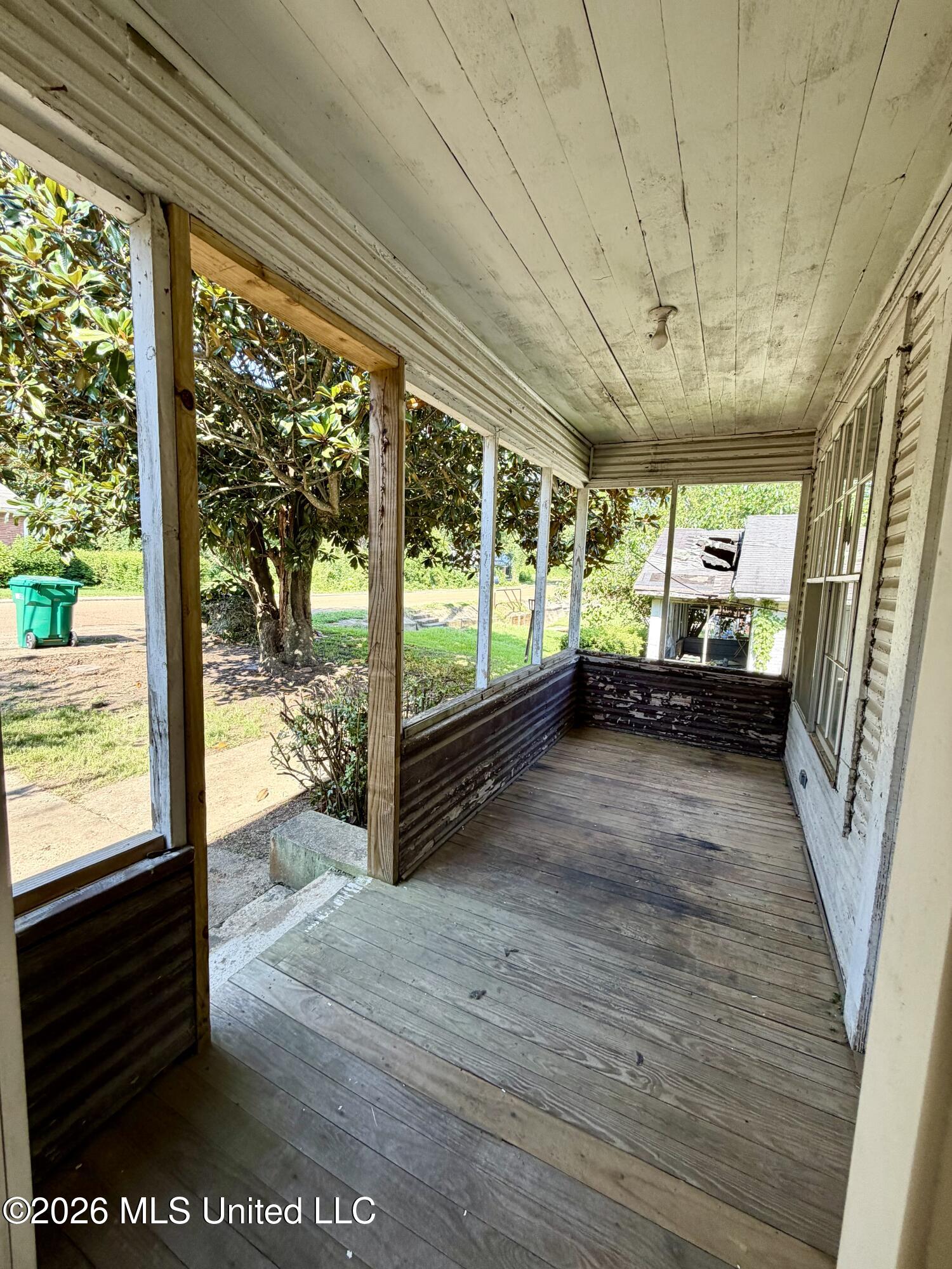 410 E Minnesota Street Property Photo 5