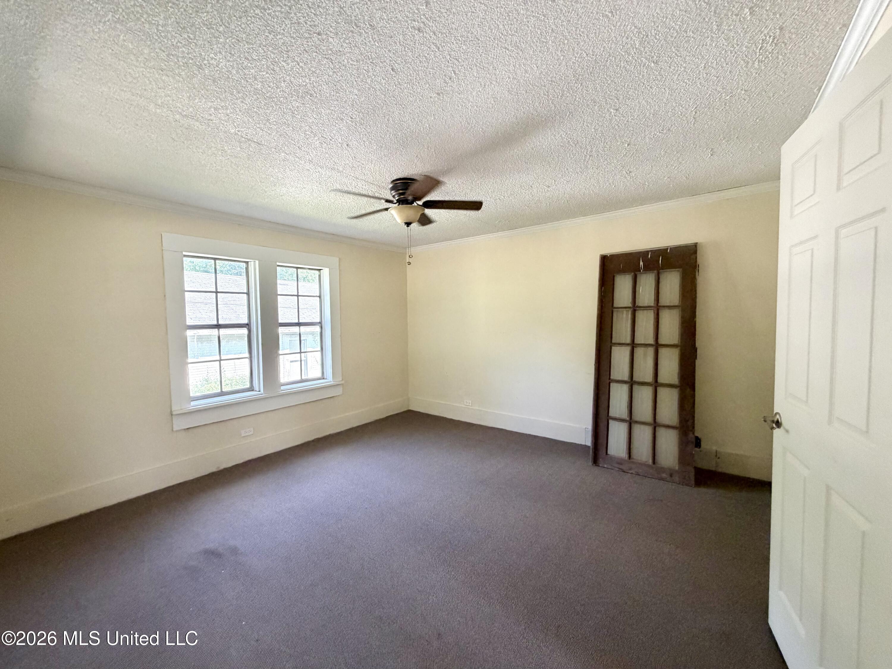 410 E Minnesota Street Property Photo 7