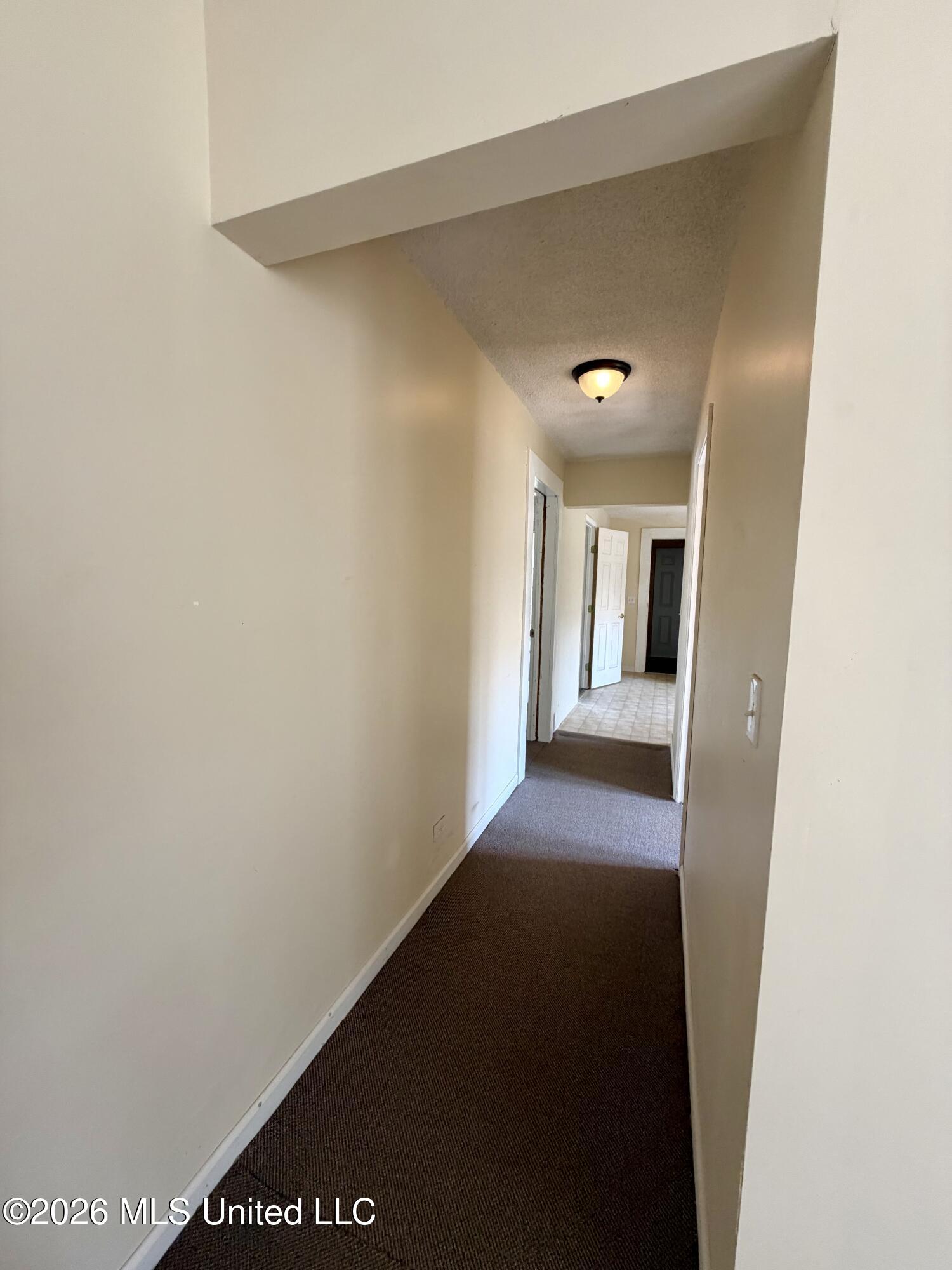 410 E Minnesota Street Property Photo 8