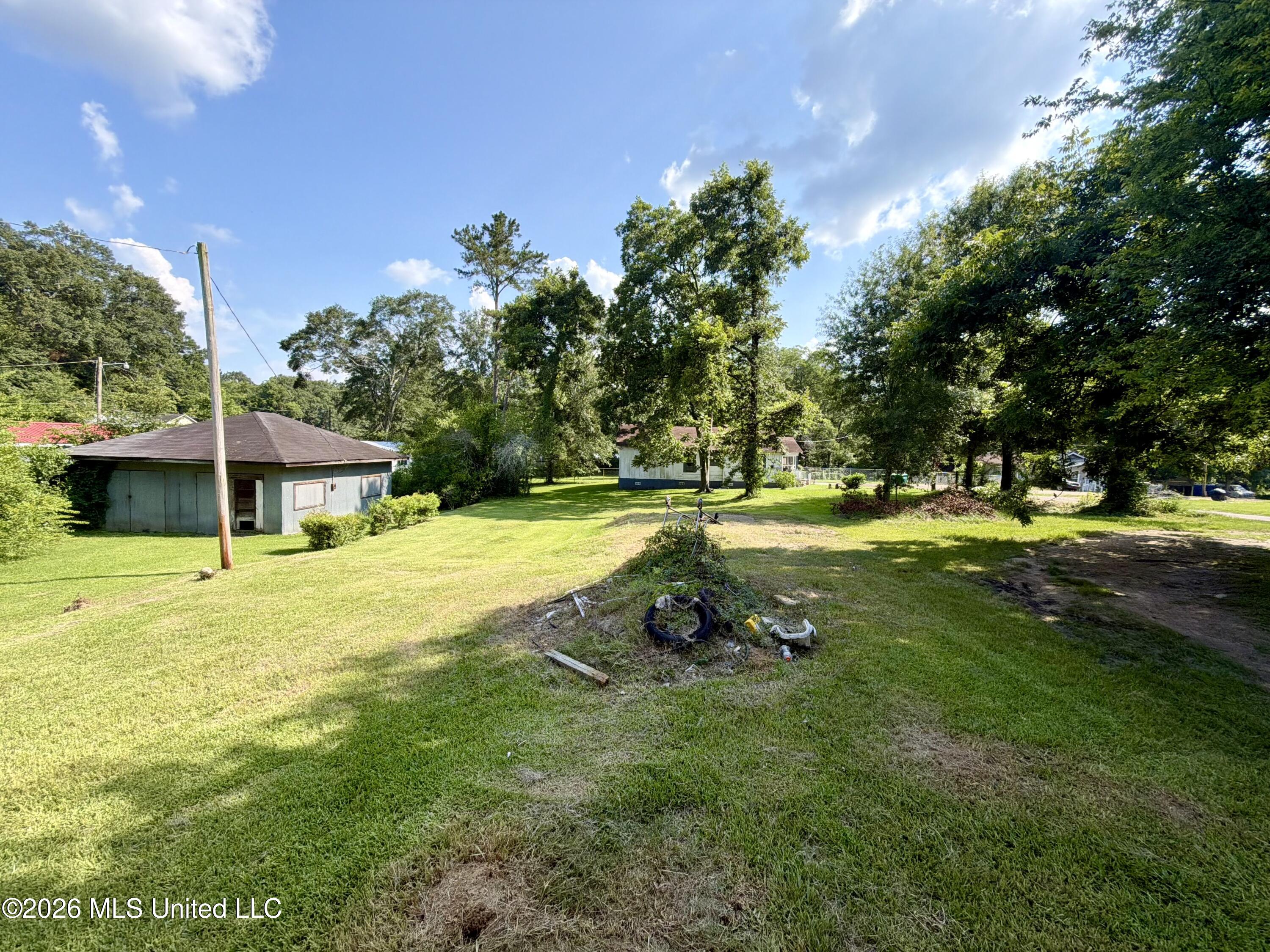 410 E Minnesota Street Property Photo 17