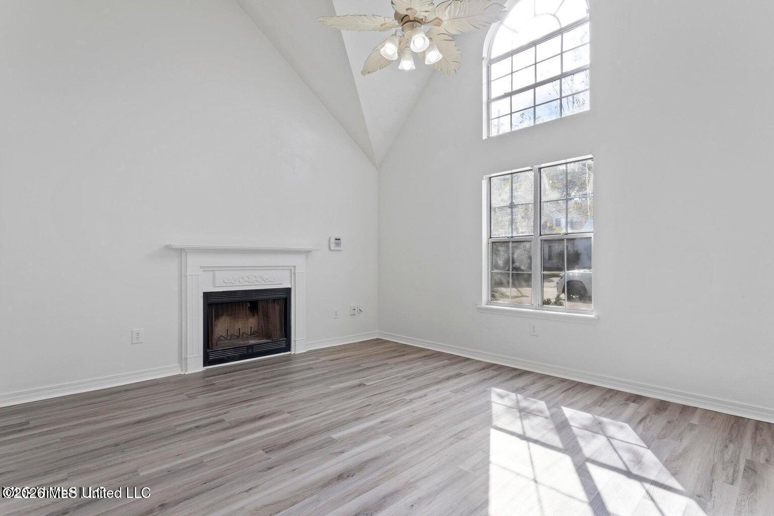 1706 James Buchanan Drive Property Photo 4