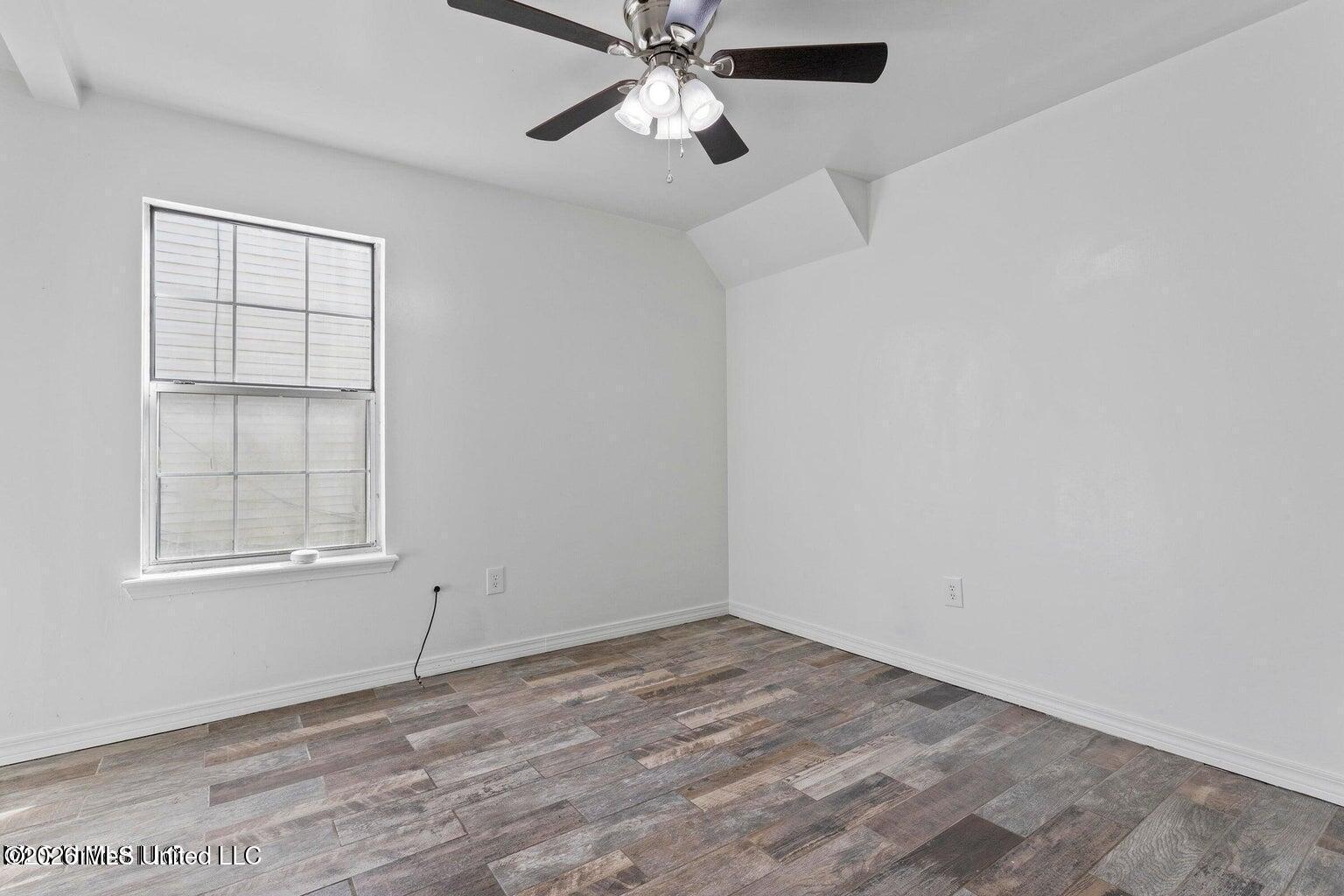 1706 James Buchanan Drive Property Photo 7