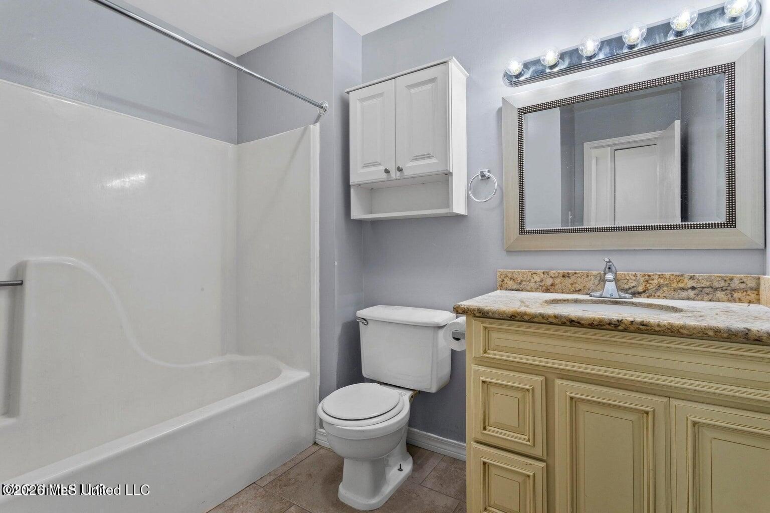 1706 James Buchanan Drive Property Photo 10