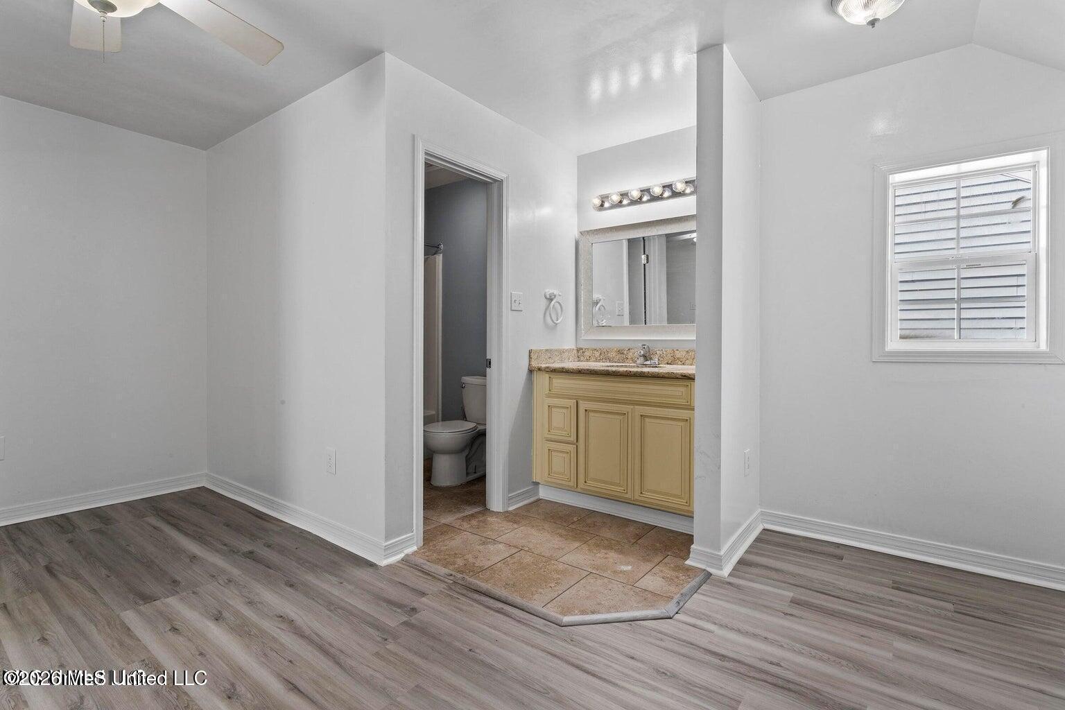 1706 James Buchanan Drive Property Photo 14