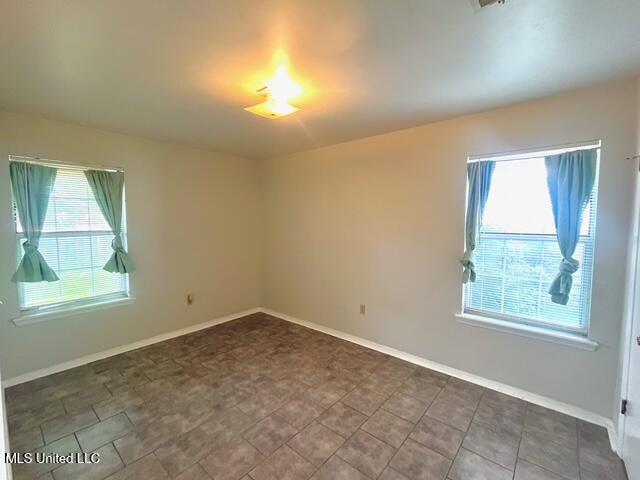 1710 James Buchanan Drive Property Photo 18