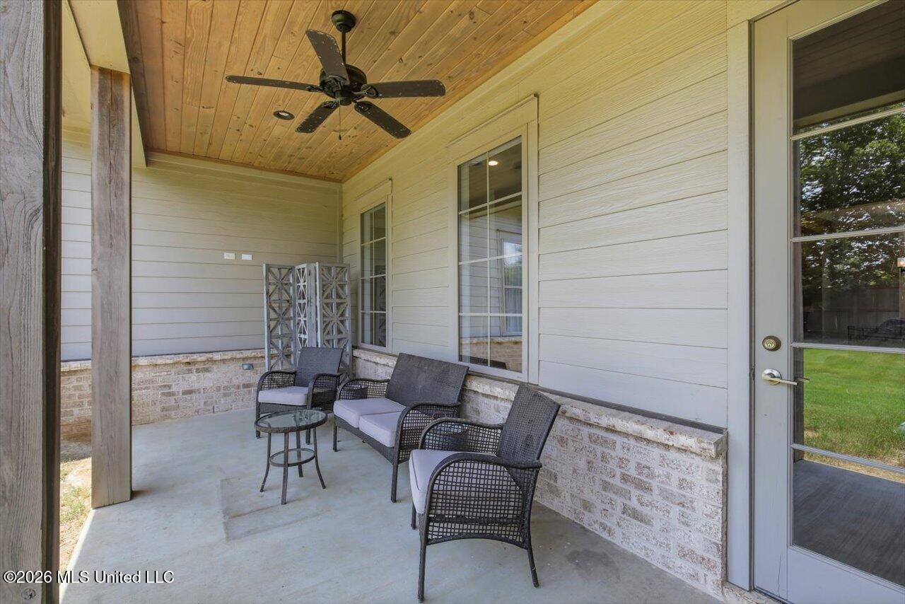 217 Harris Circle Property Photo 41