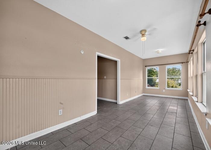 304 Vacation Lane Property Photo 16