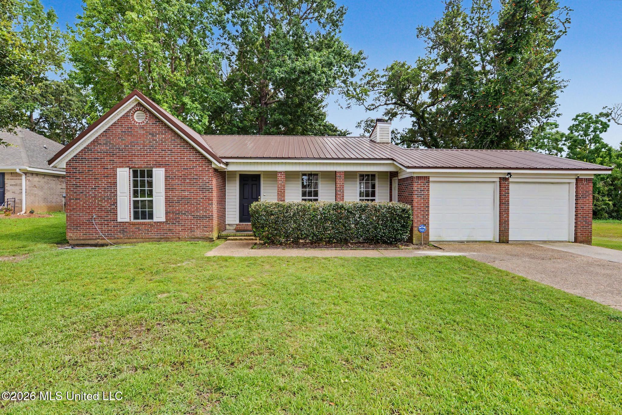 1965 Bayside Drive Property Photo 1