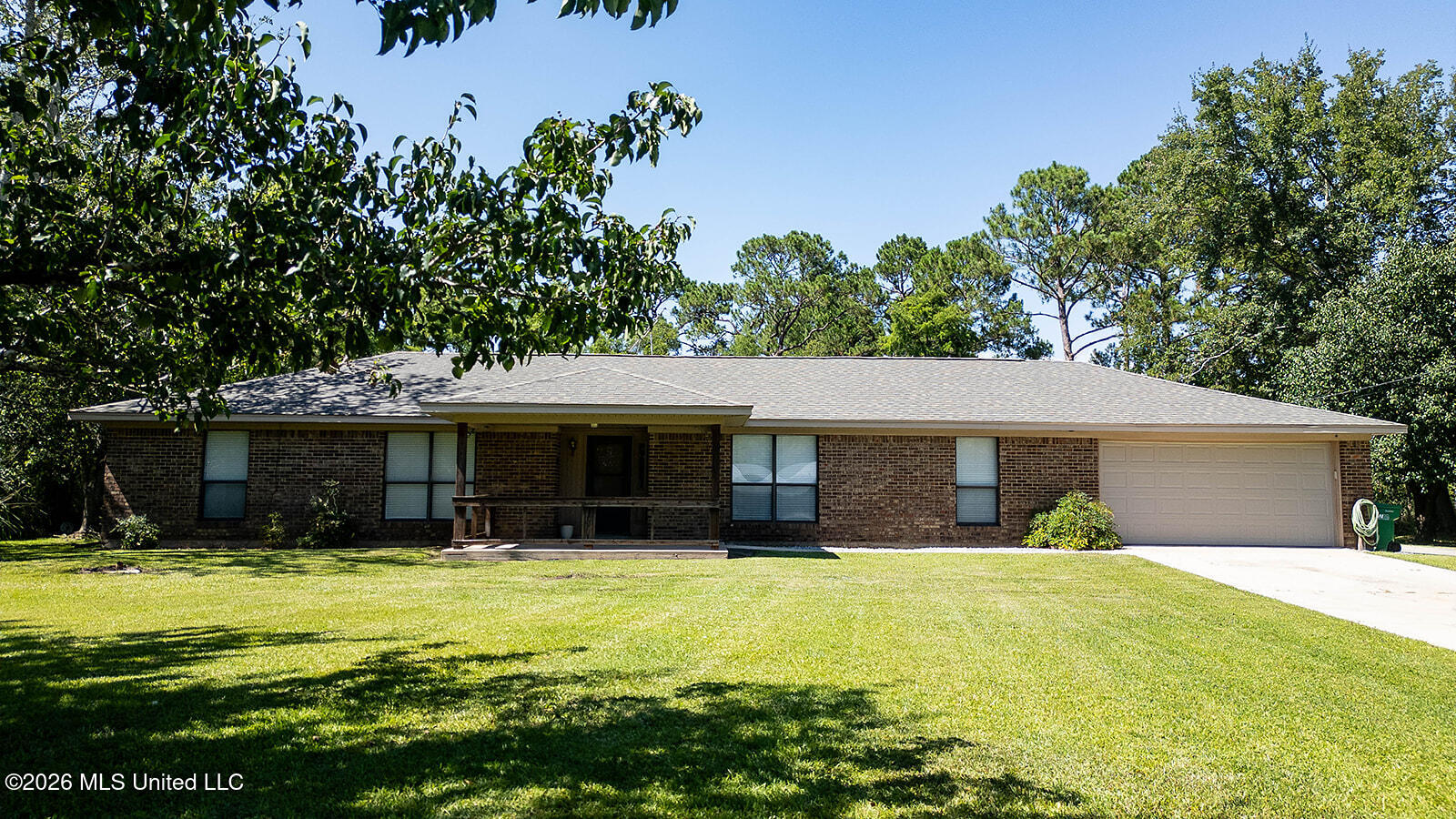 13200 Pine Avenue Property Photo 4