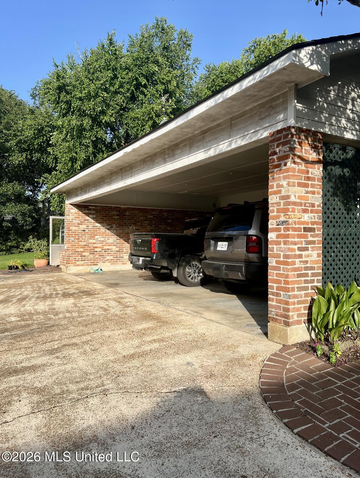 409 S Rankin Street Property Photo 56