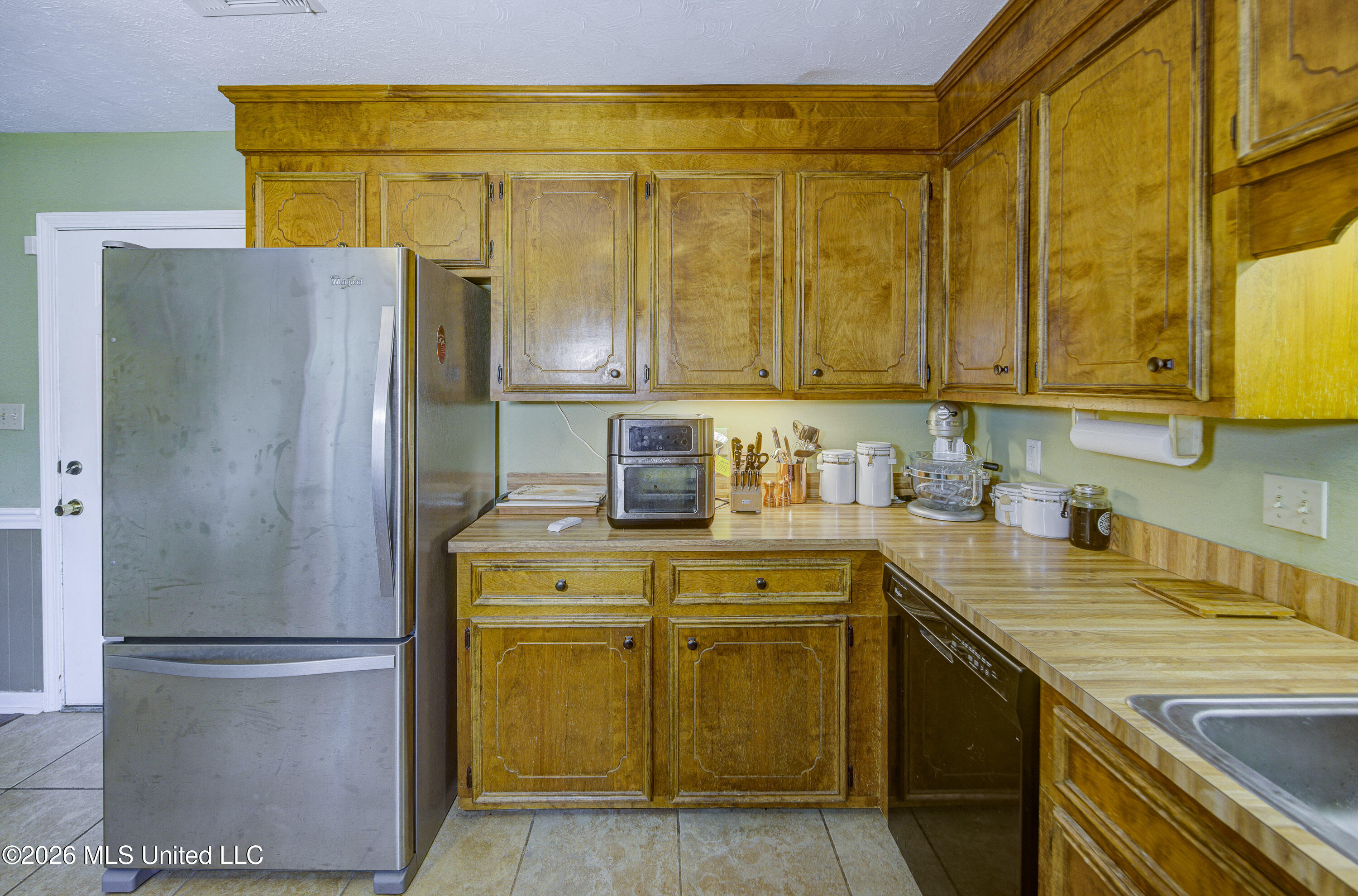 103 Erin Cove Property Photo 4