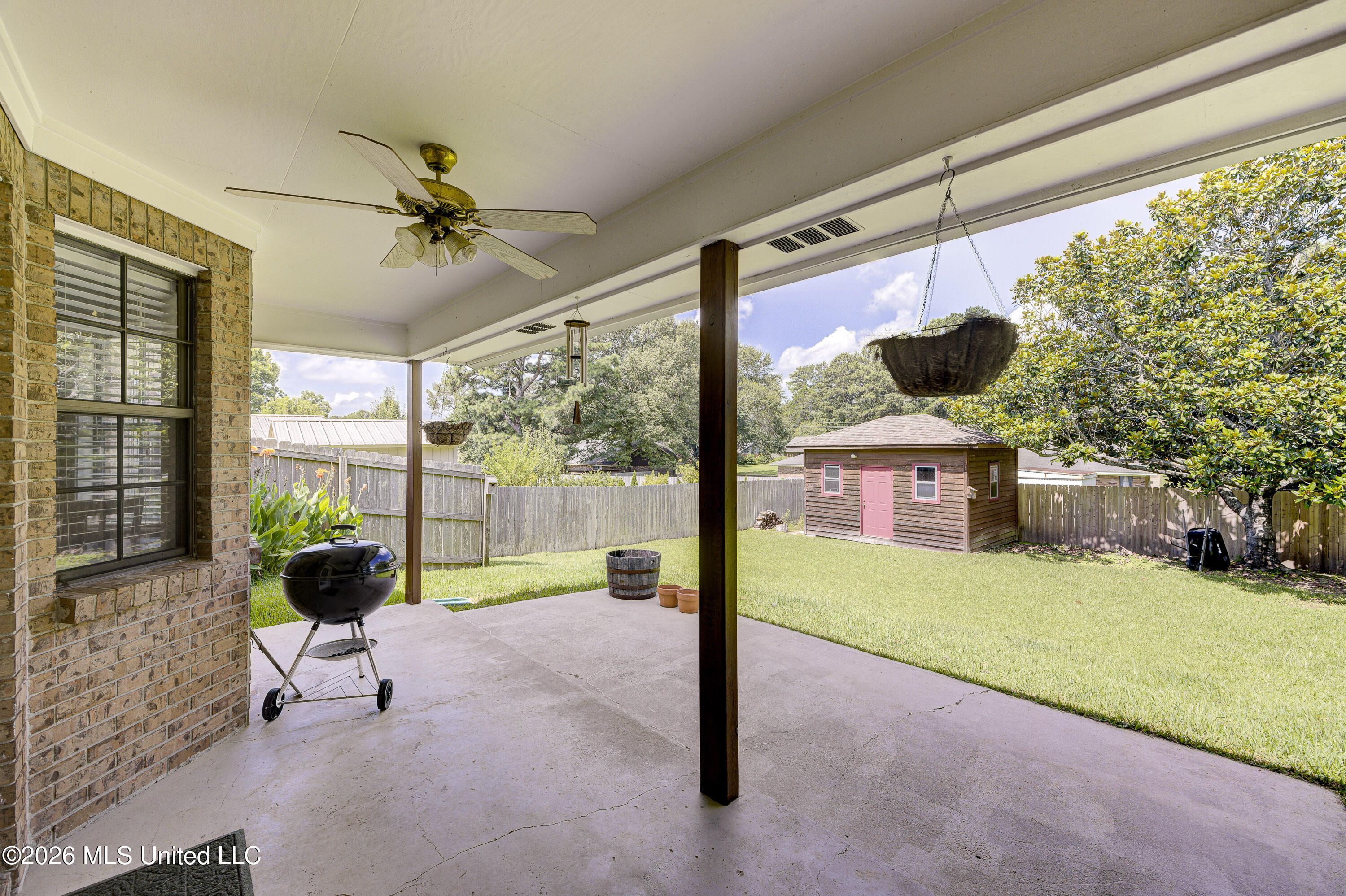 103 Erin Cove Property Photo 32