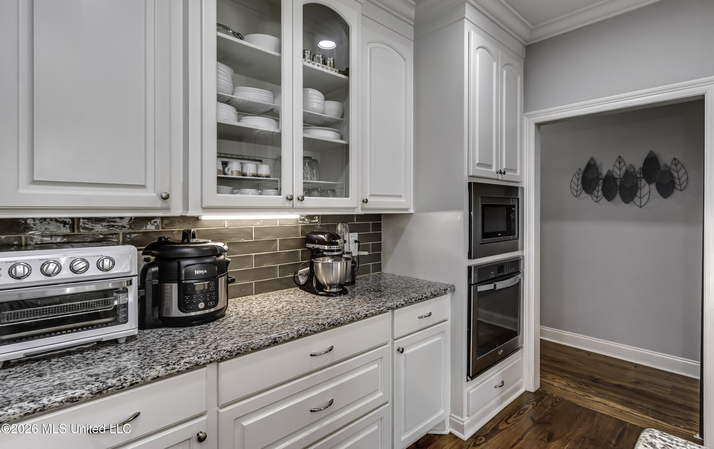 115 Caledonian Boulevard Property Photo 15