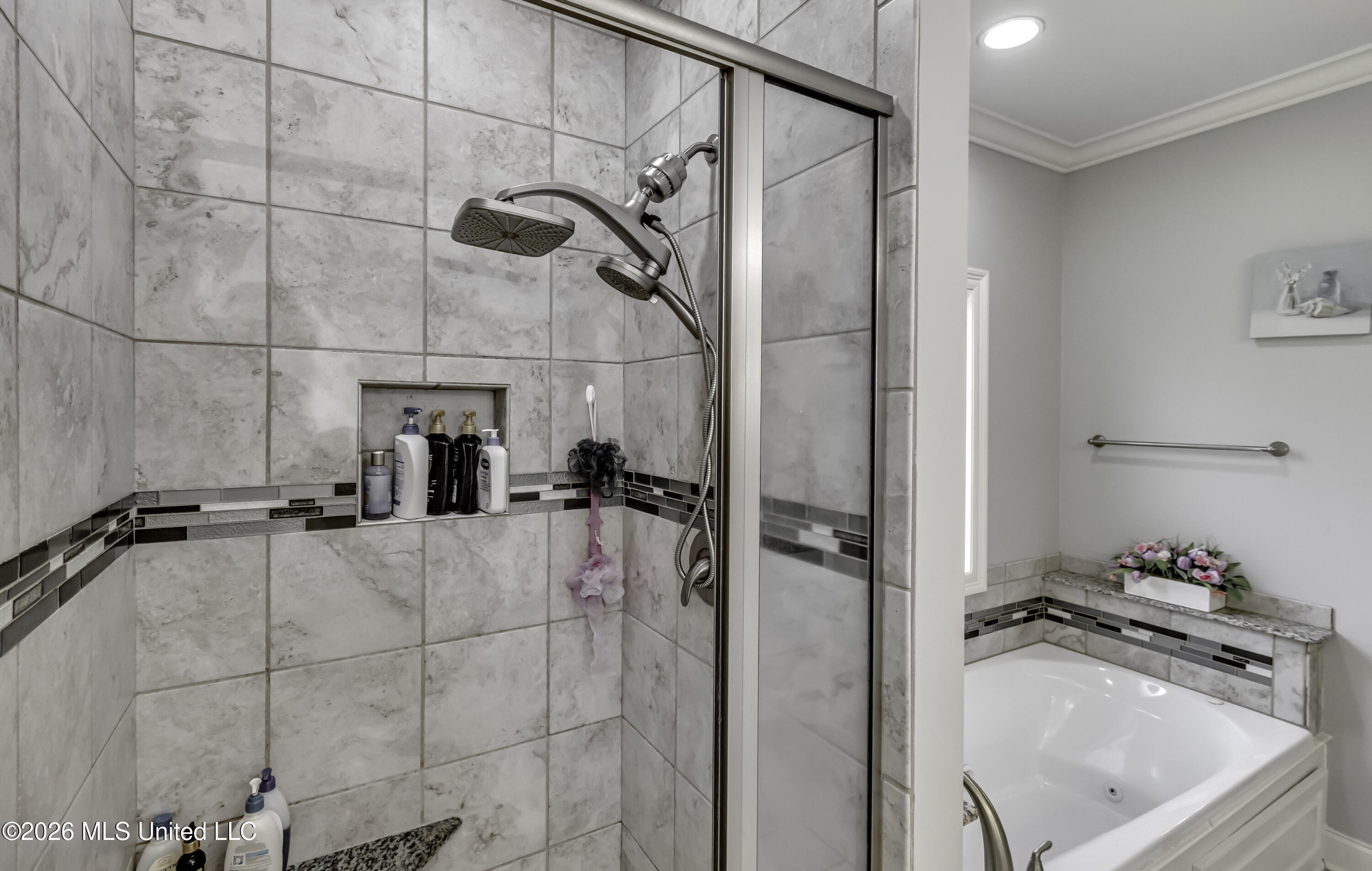 115 Caledonian Boulevard Property Photo 22