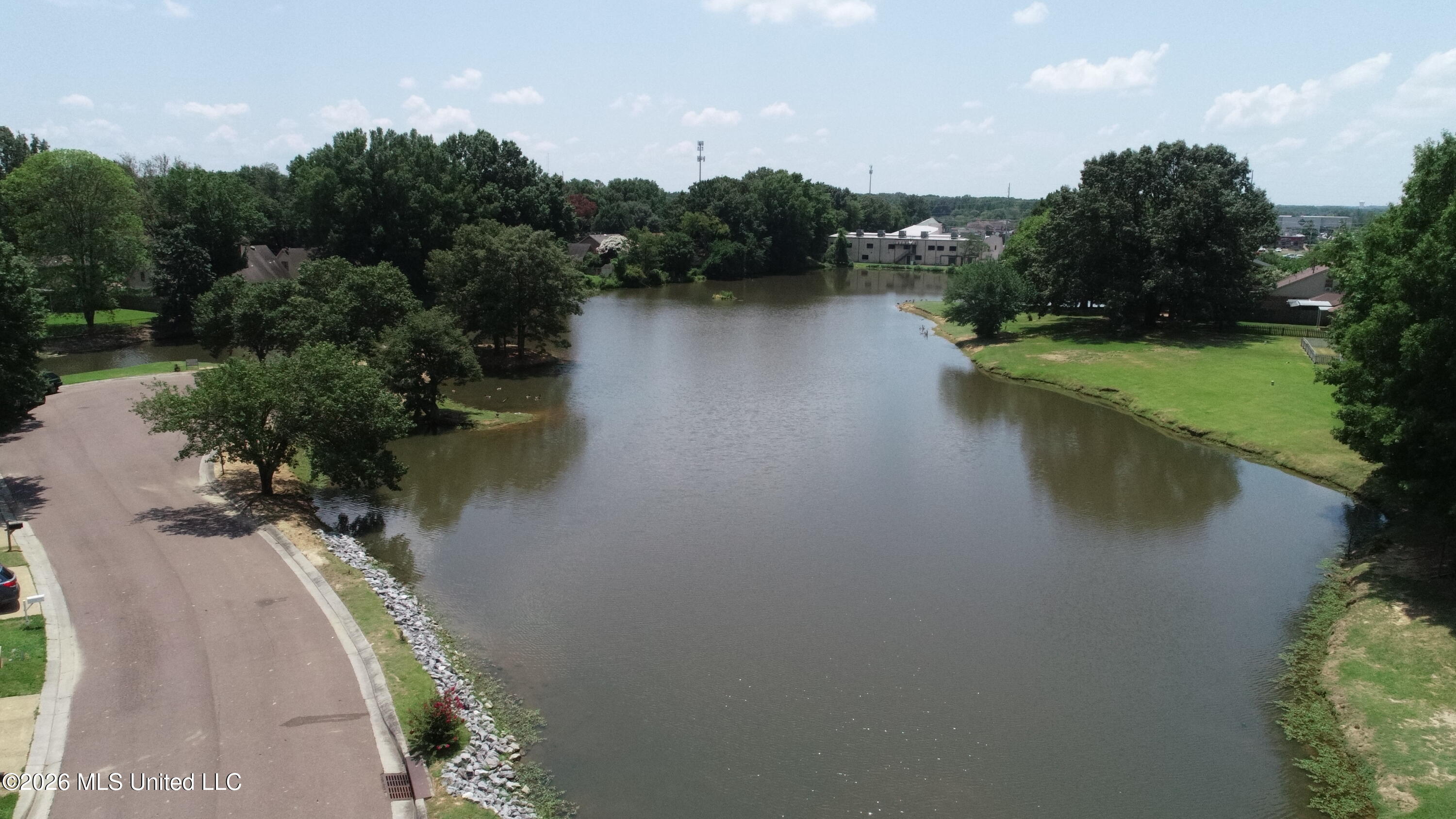 7158 Greenbriar Drive Property Photo 25
