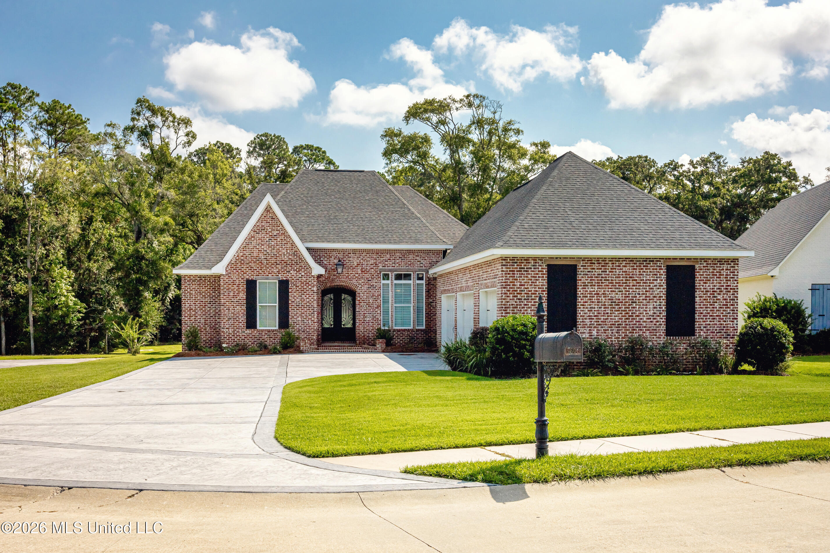 5606 Caymus Cove Property Photo 2