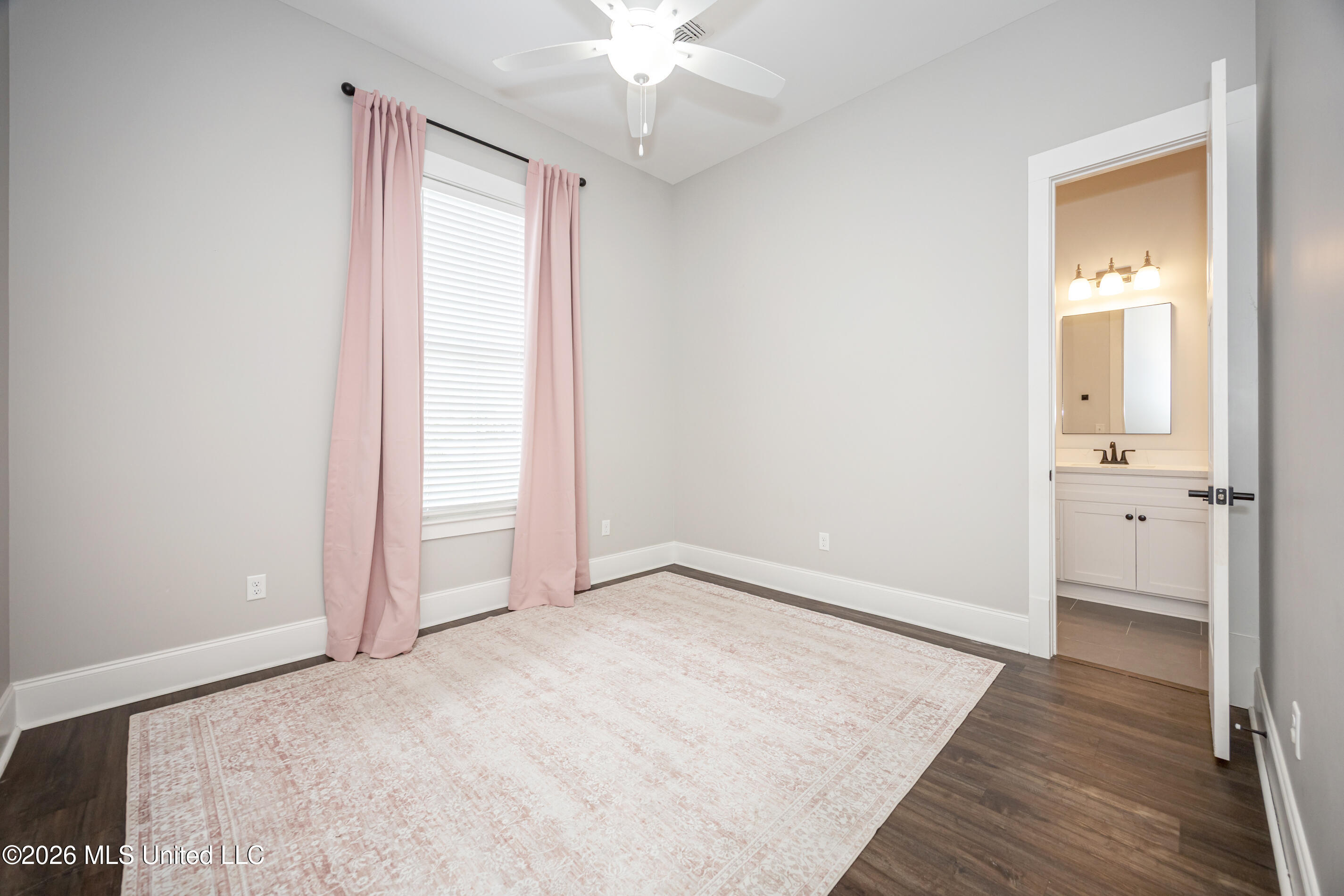 5606 Caymus Cove Property Photo 55