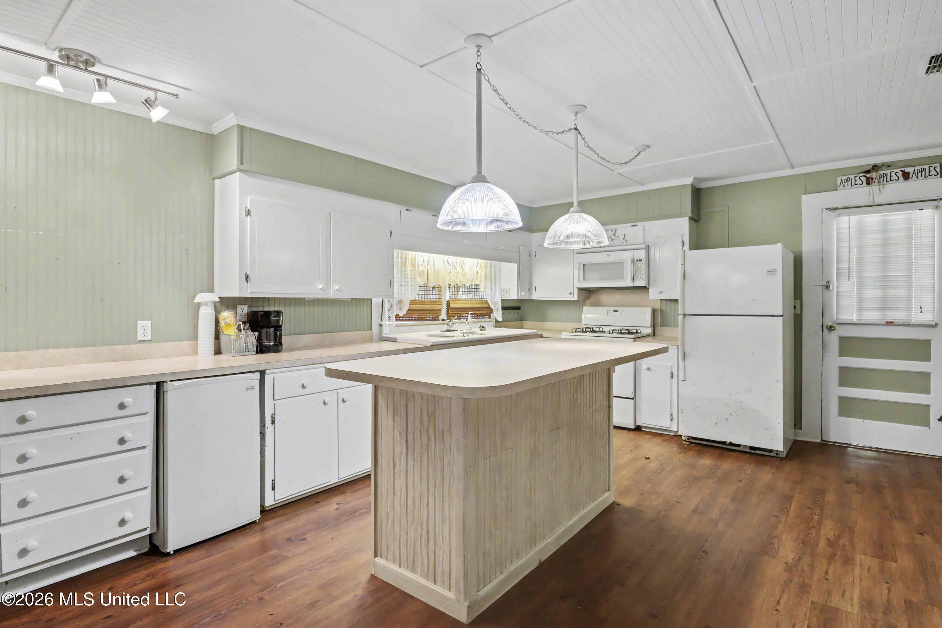 202 Saint John Road Property Photo 16