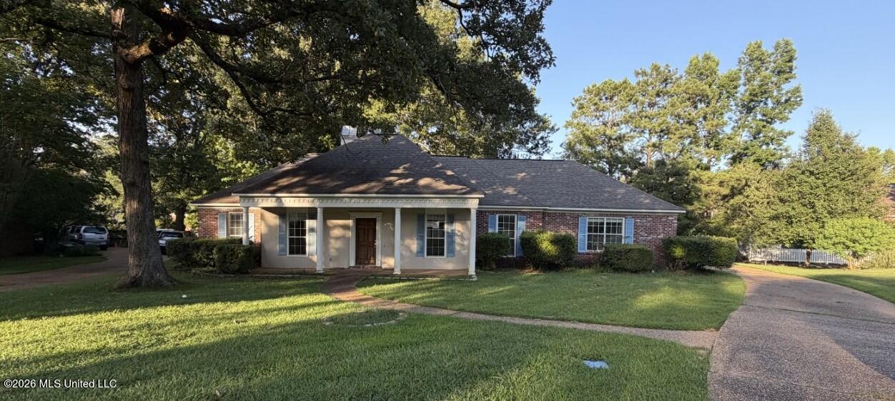 448 Apple Valley Property Photo 1